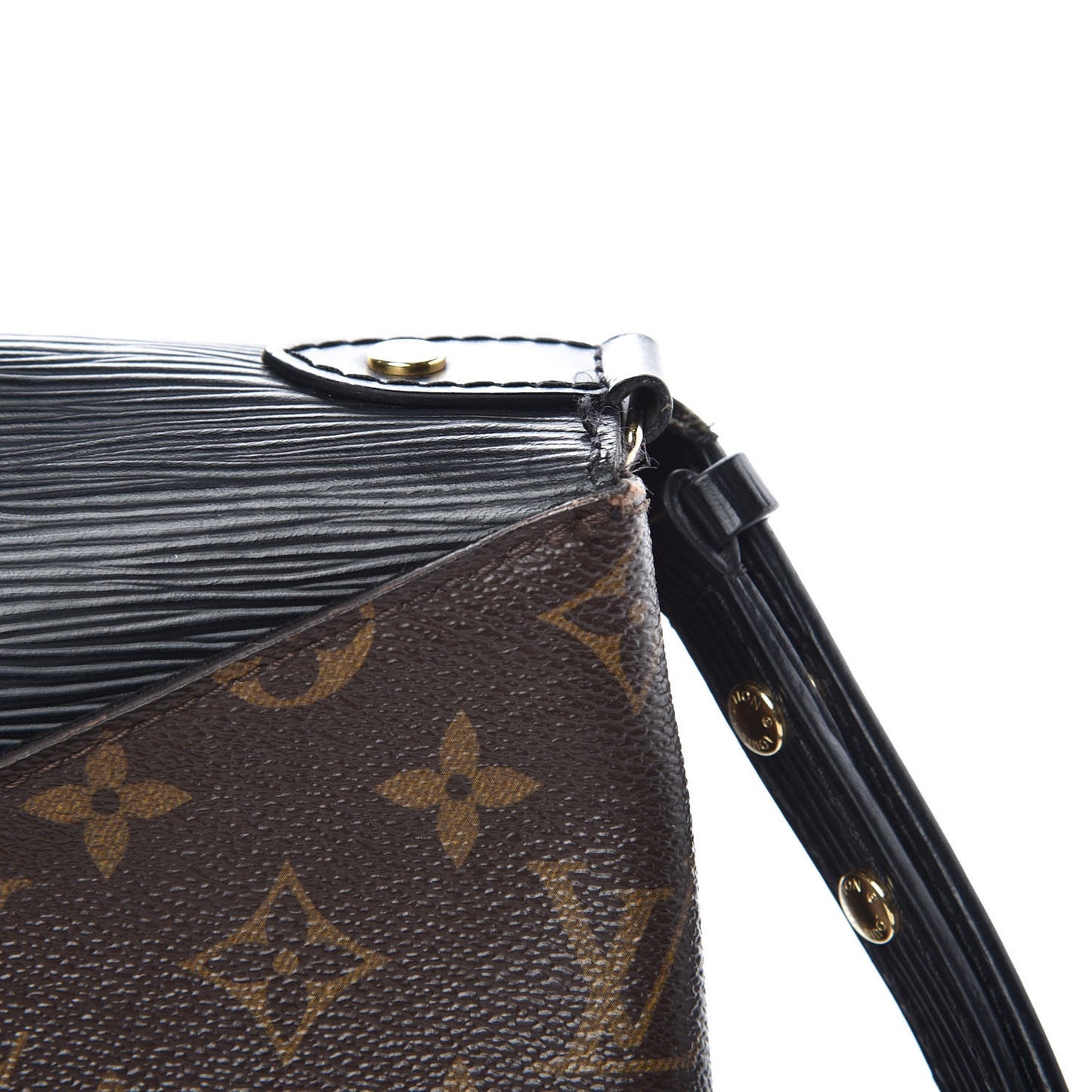 Epi Monogram Saint Michel Black