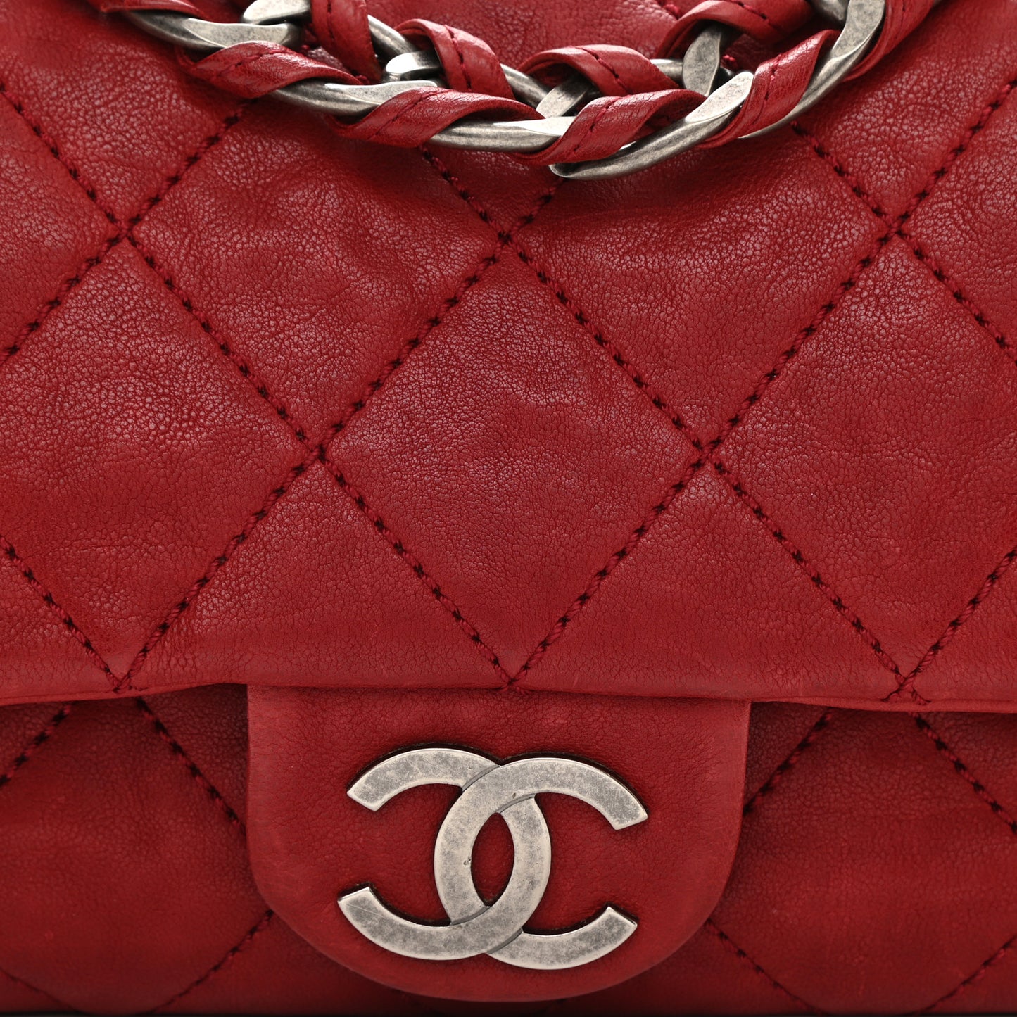 Calfskin Quilted Medium Modern Chain Flap Red