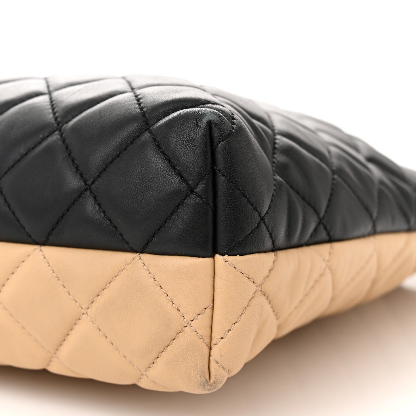 Caviar Quilted Urban Delight Tote Black Beige