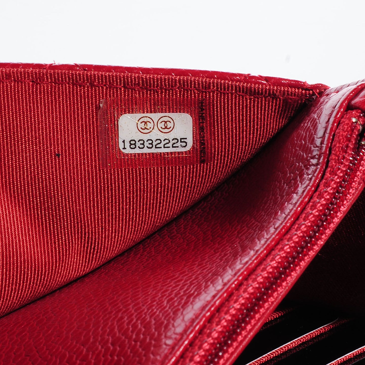 Caviar Quilted Wallet on Chain WOC Red