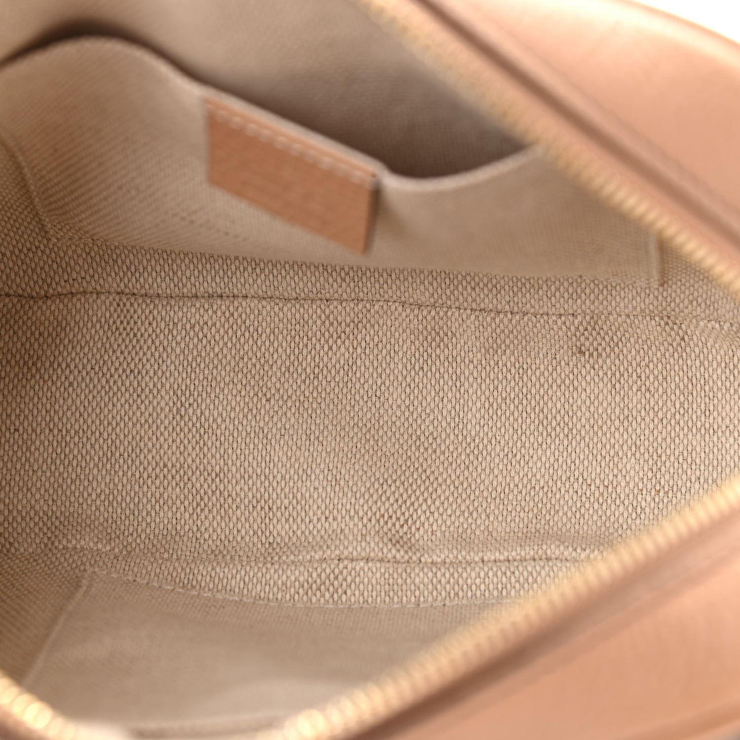 Gucci Pebbled Calfskin Small Soho Disco Bag Camelia 5 of 10