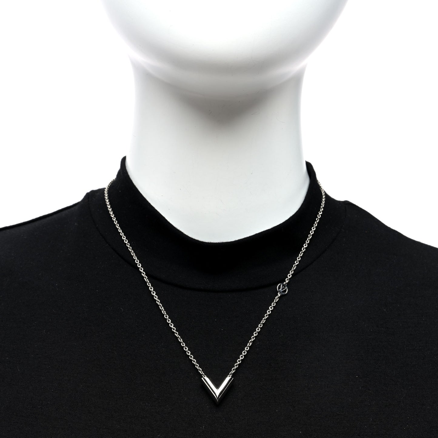 Metal Essential V Supple Necklace Silver