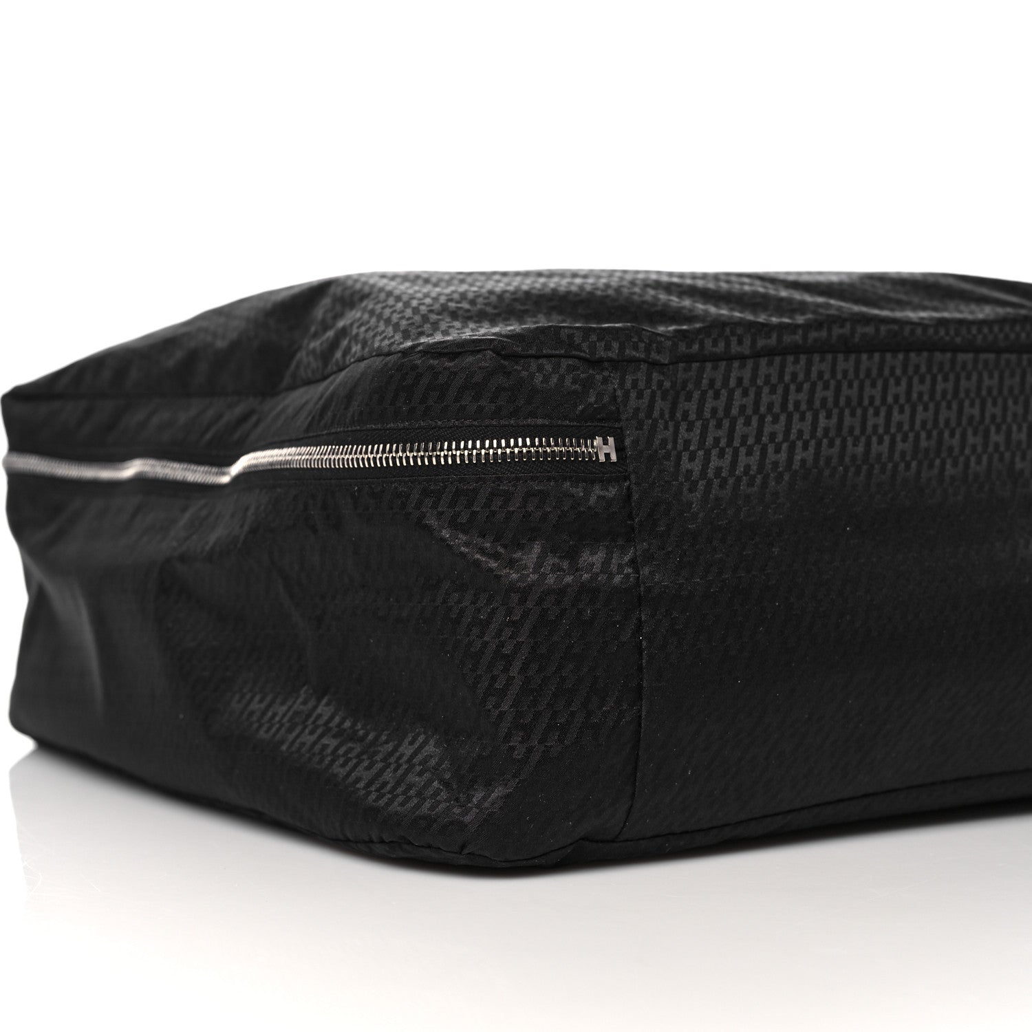 Hermes Technical Silk H en Bias Travelsilk Cube MM Black Fauve 9 of 11