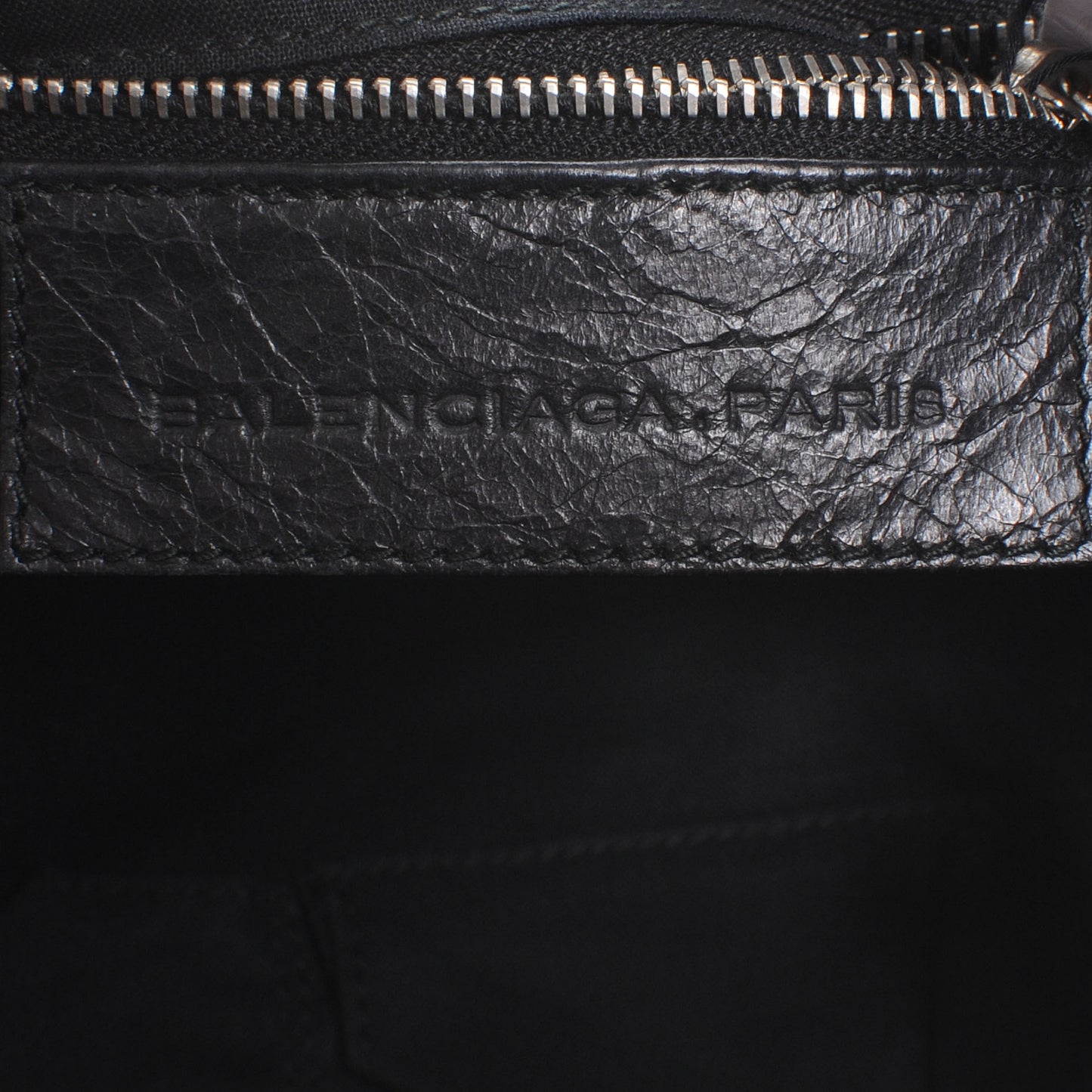 Agneau Giant 12 Silver Hardware Town Black