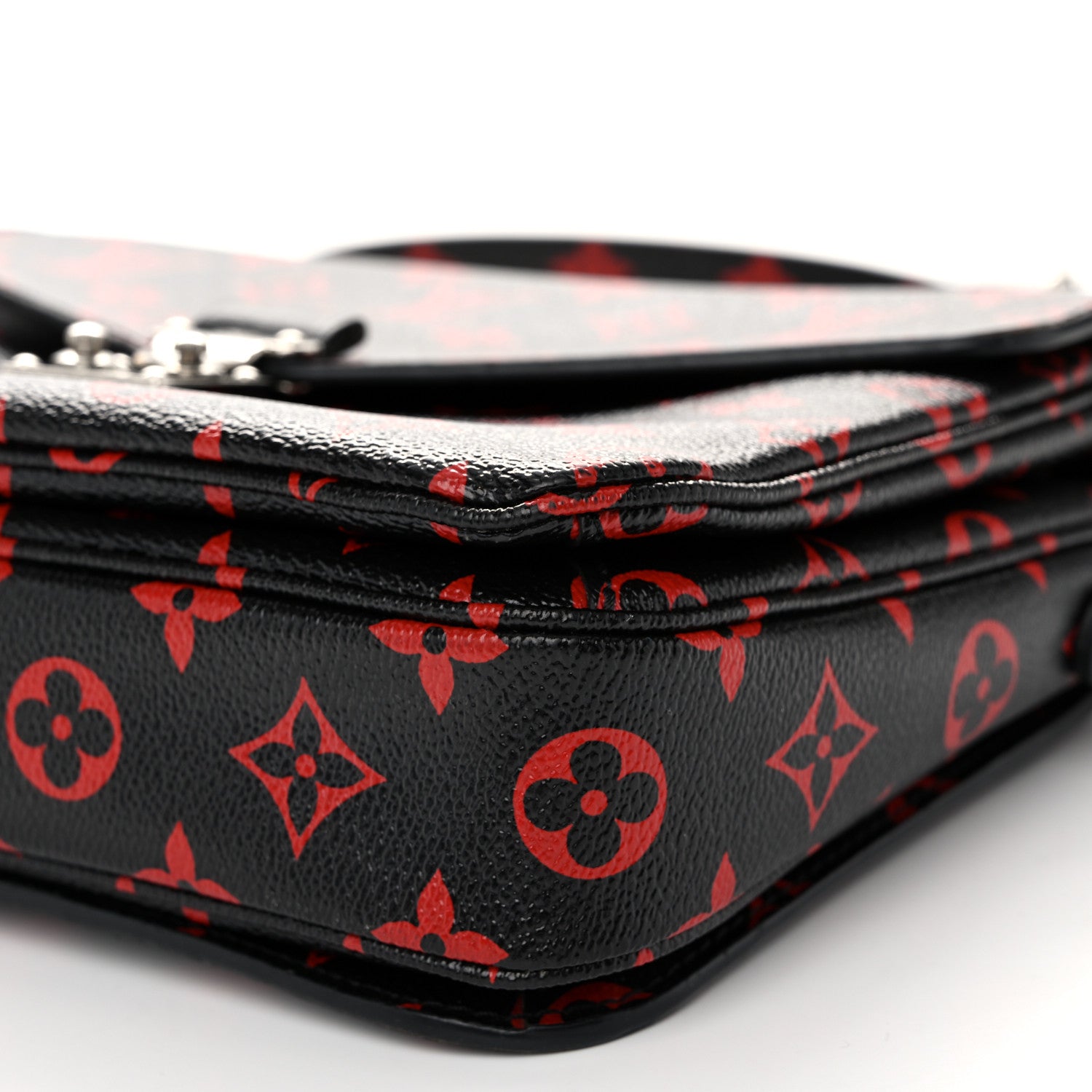 Louis Vuitton Monogram Infrarouge Pochette Metis 9 of 10