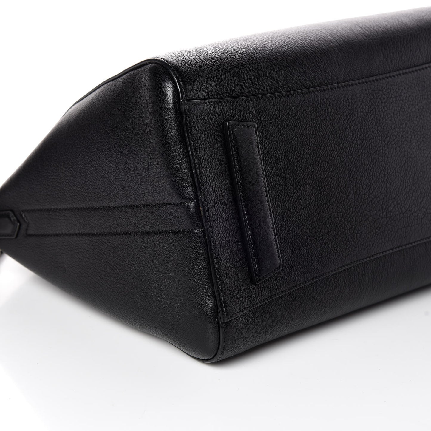 Sugar Goatskin Medium Antigona Black