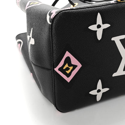 Louis Vuitton Monogram Giant Wild At Heart Neonoe MM Black 8 of 9
