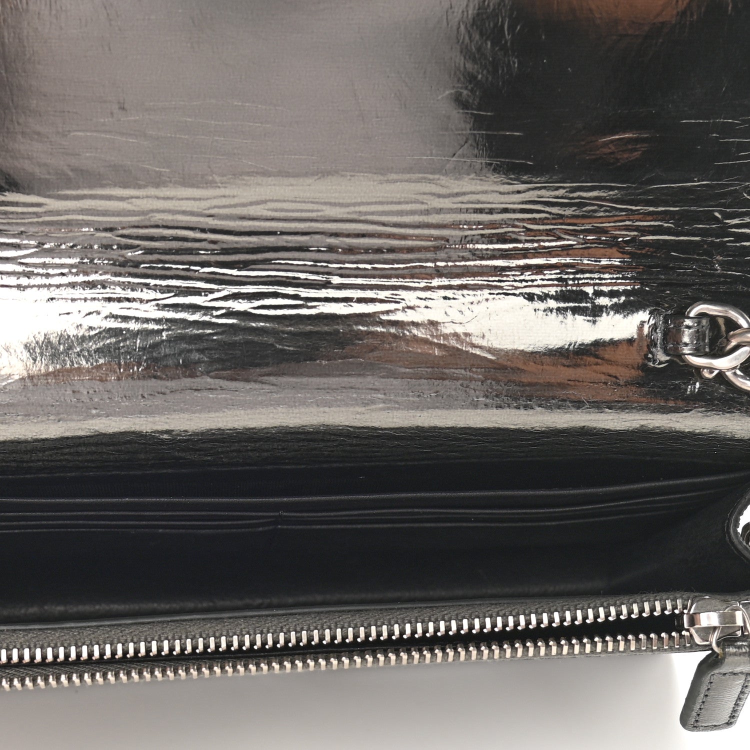 Saint Laurent Metallic Crackled Calfskin Kate Monogram Tassel Chain Wallet Argento 8 of 11