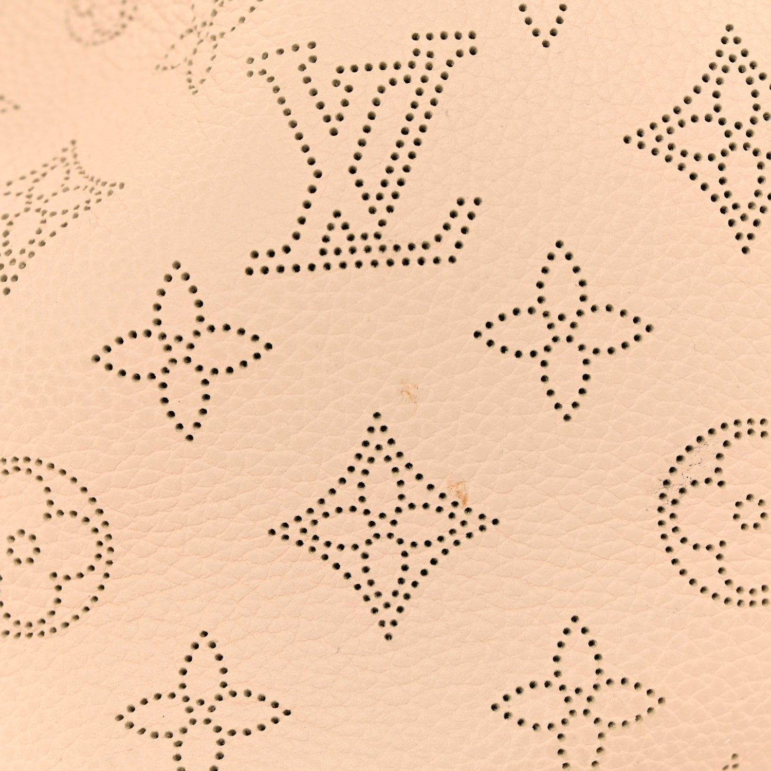 Louis Vuitton Mahina Carmel Hobo Creme 12 of 12