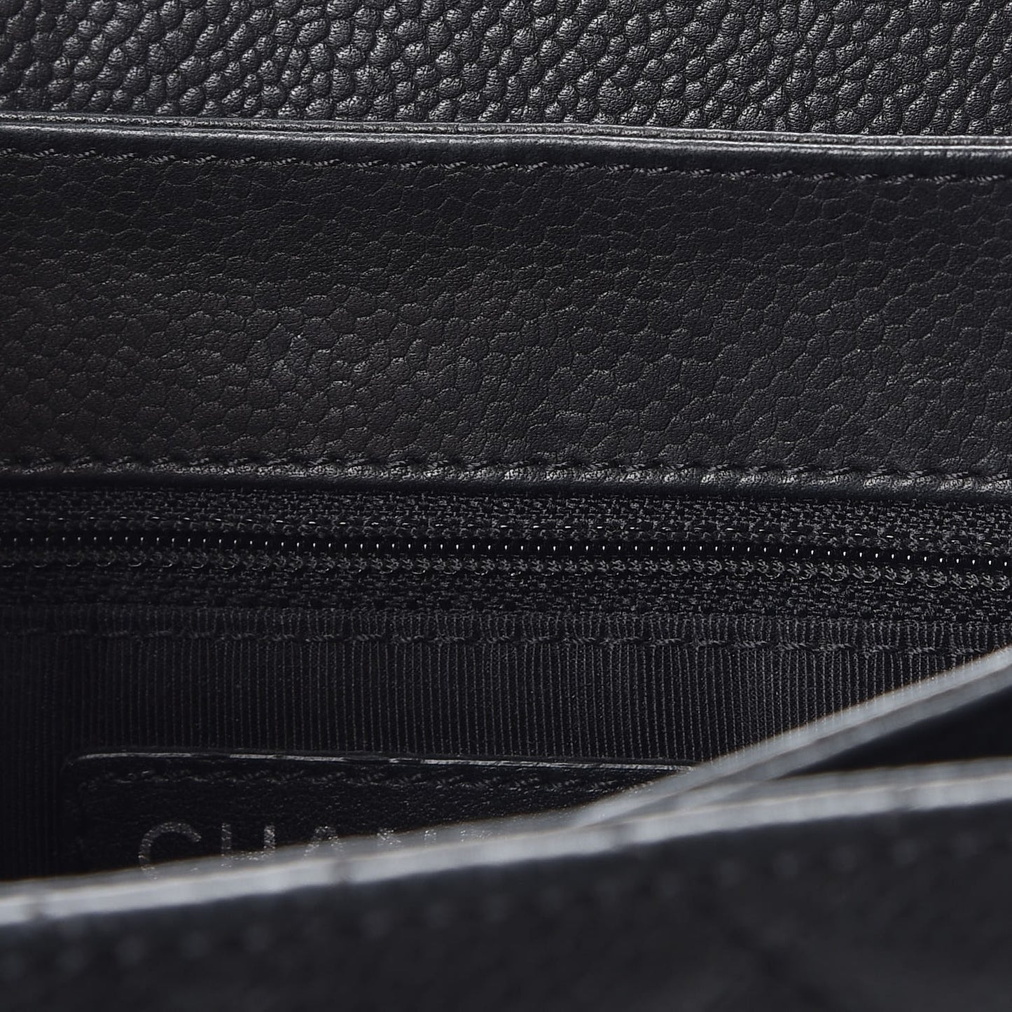 Caviar Quilted Small Rock In Rome Flap Black
