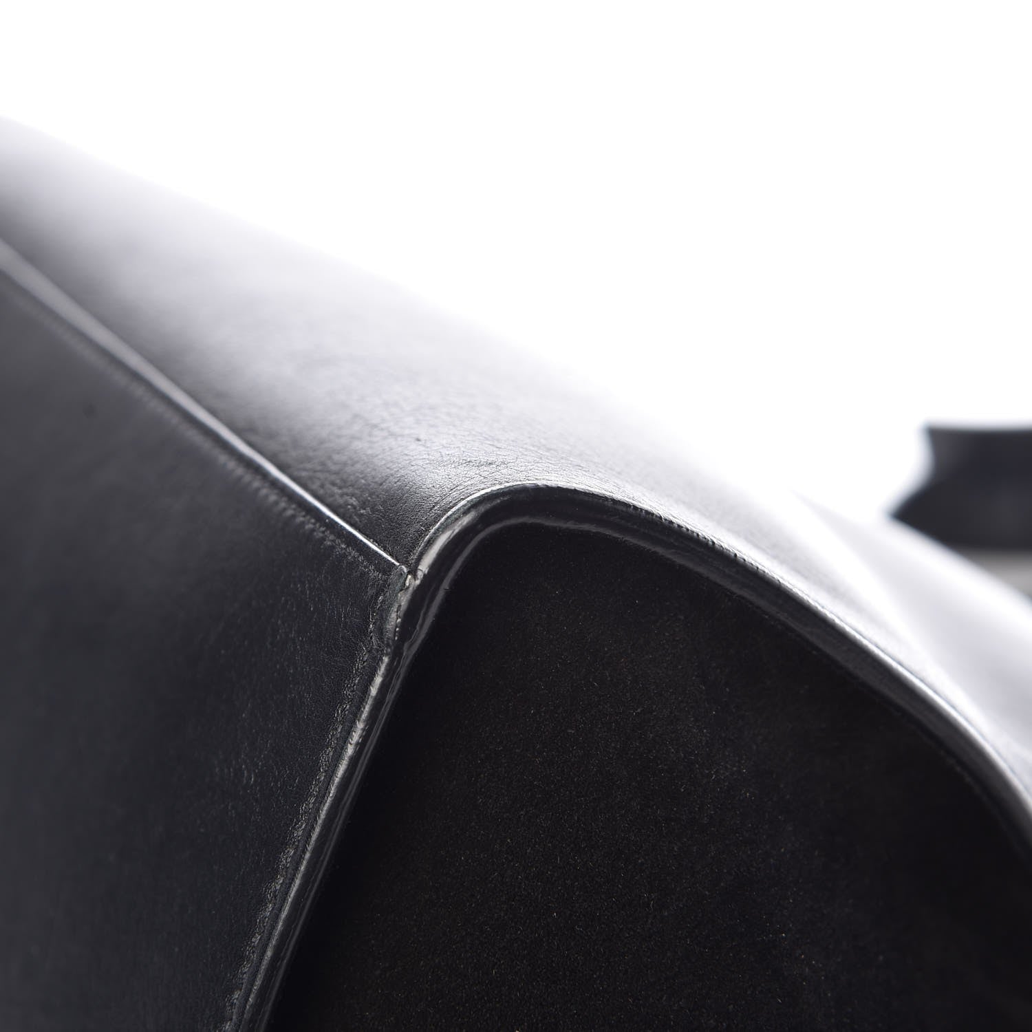 Celine Crocodile Embossed Calfskin Suede Medium Trapeze Black 22 of 23