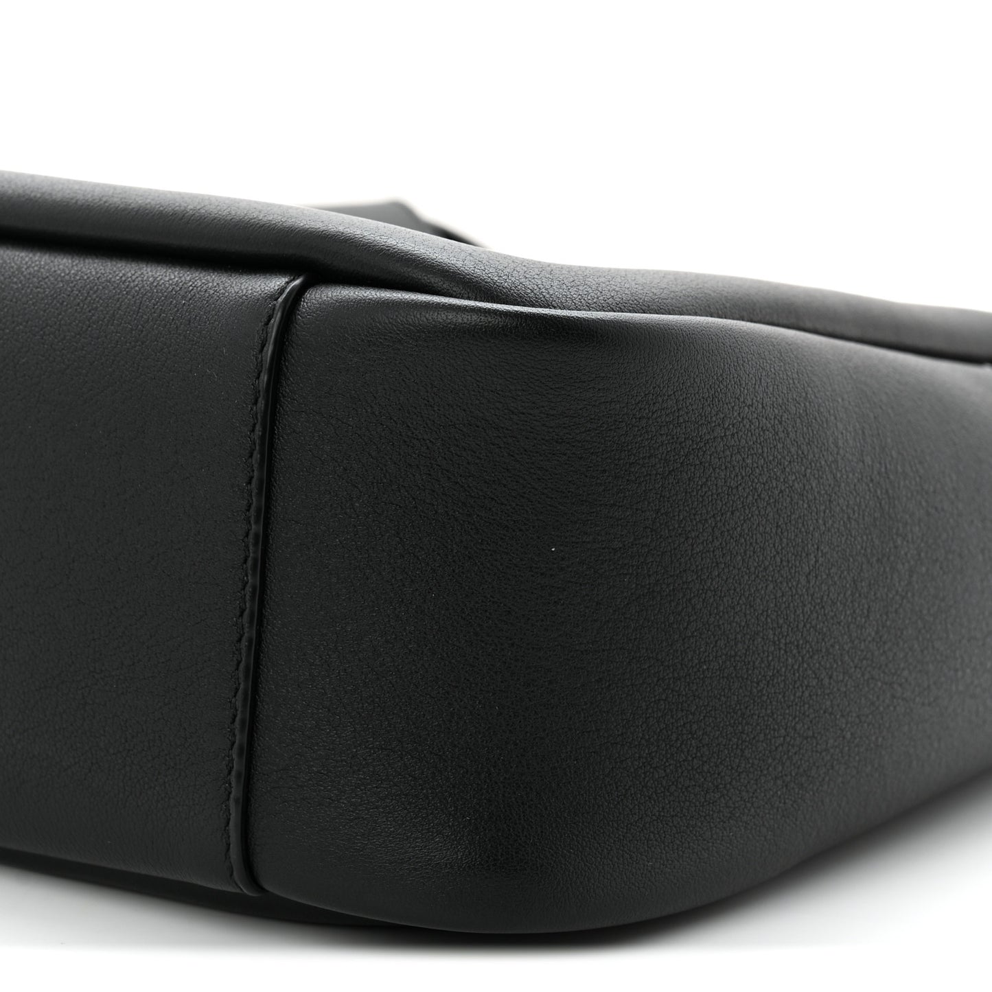 Grained Calfskin Small Le 5 A 7 Soft Hobo Black