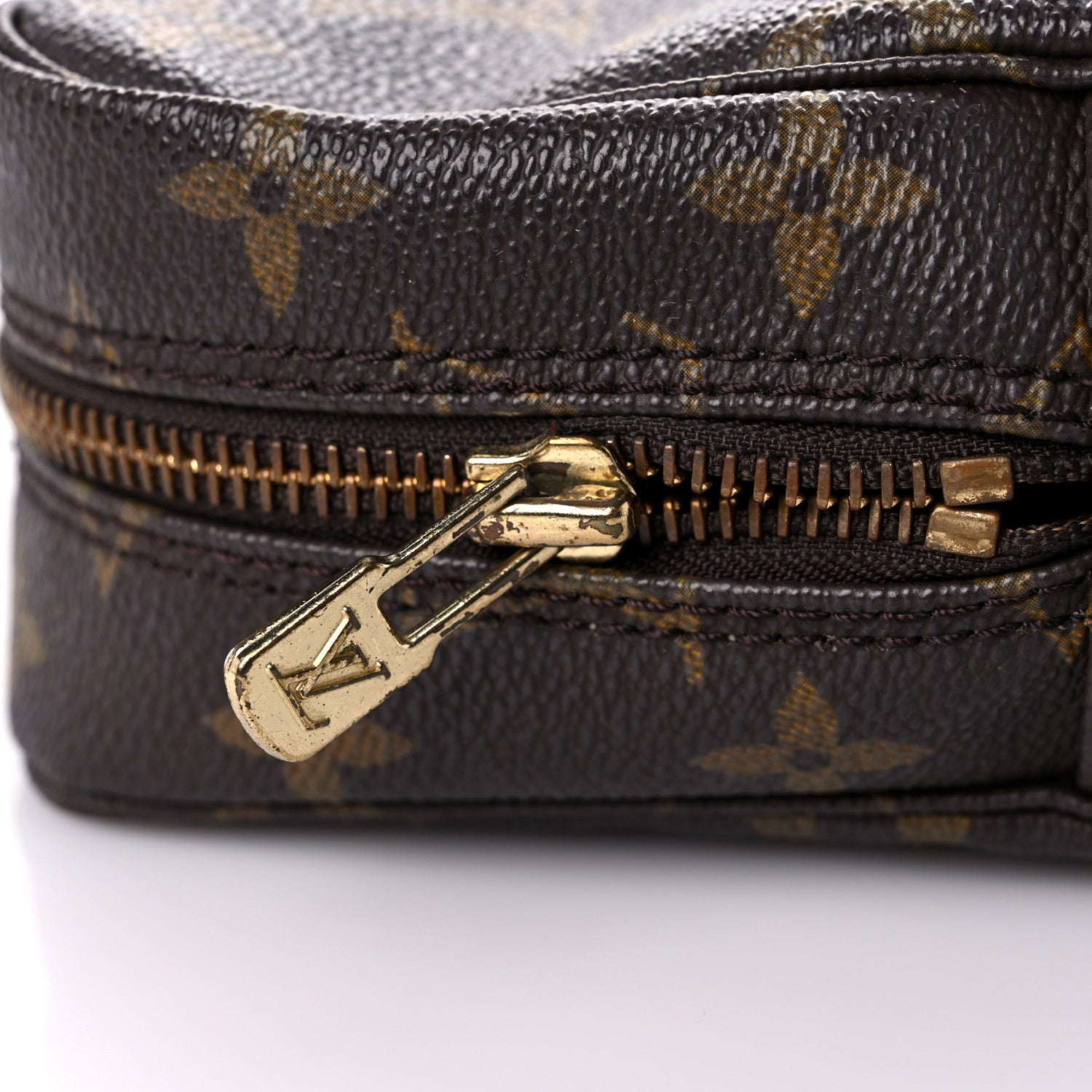 Louis Vuitton Monogram Trousse Toilette 23 12 of 12