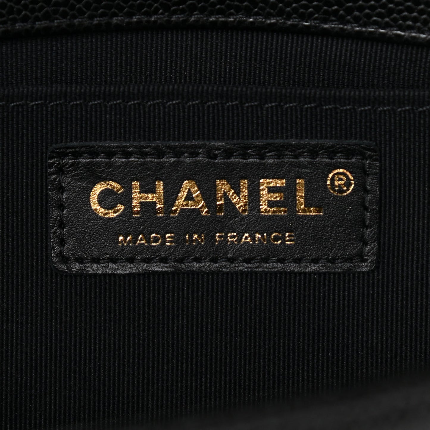 Caviar Chevron Quilted Medium Boy Flap Black