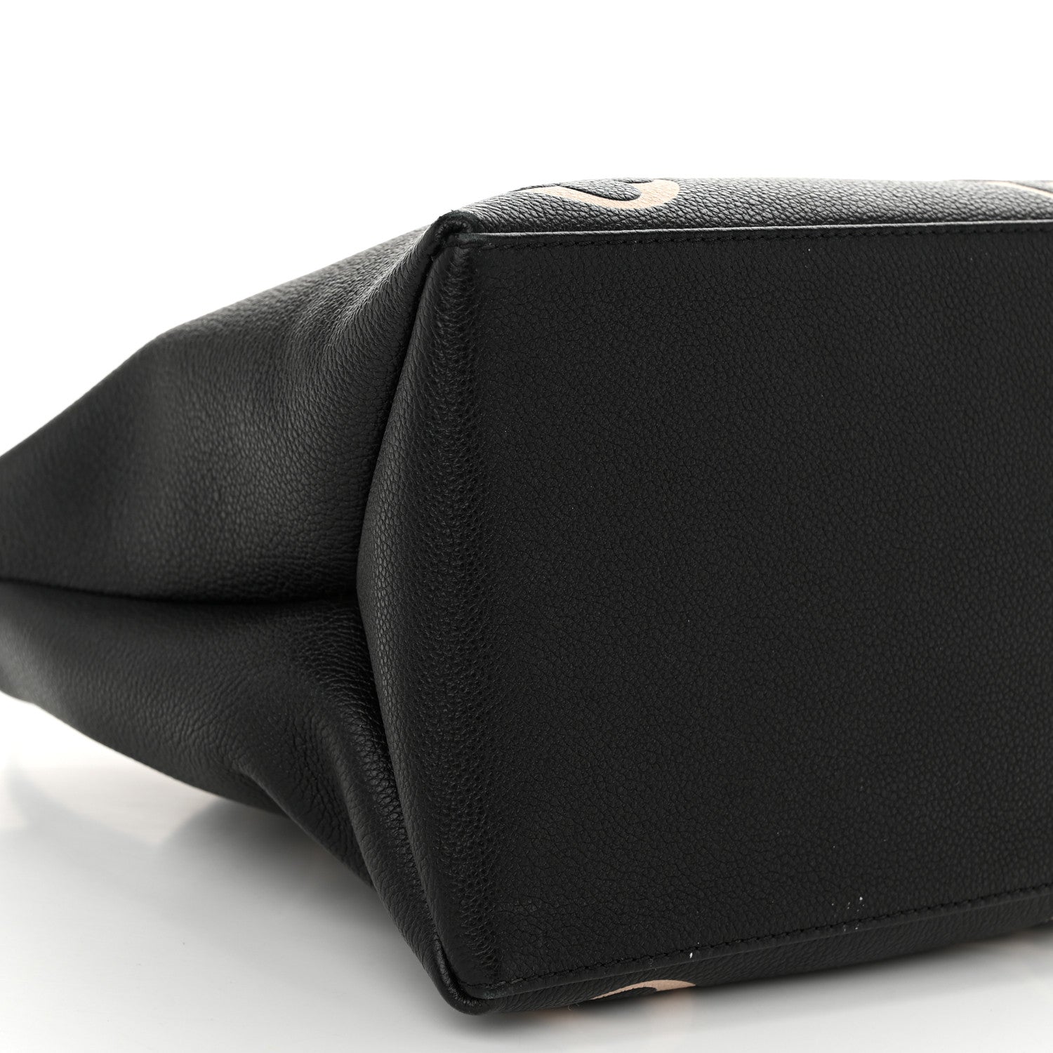 Louis Vuitton Empreinte Monogram Giant Grand Palais Black Beige 9 of 10