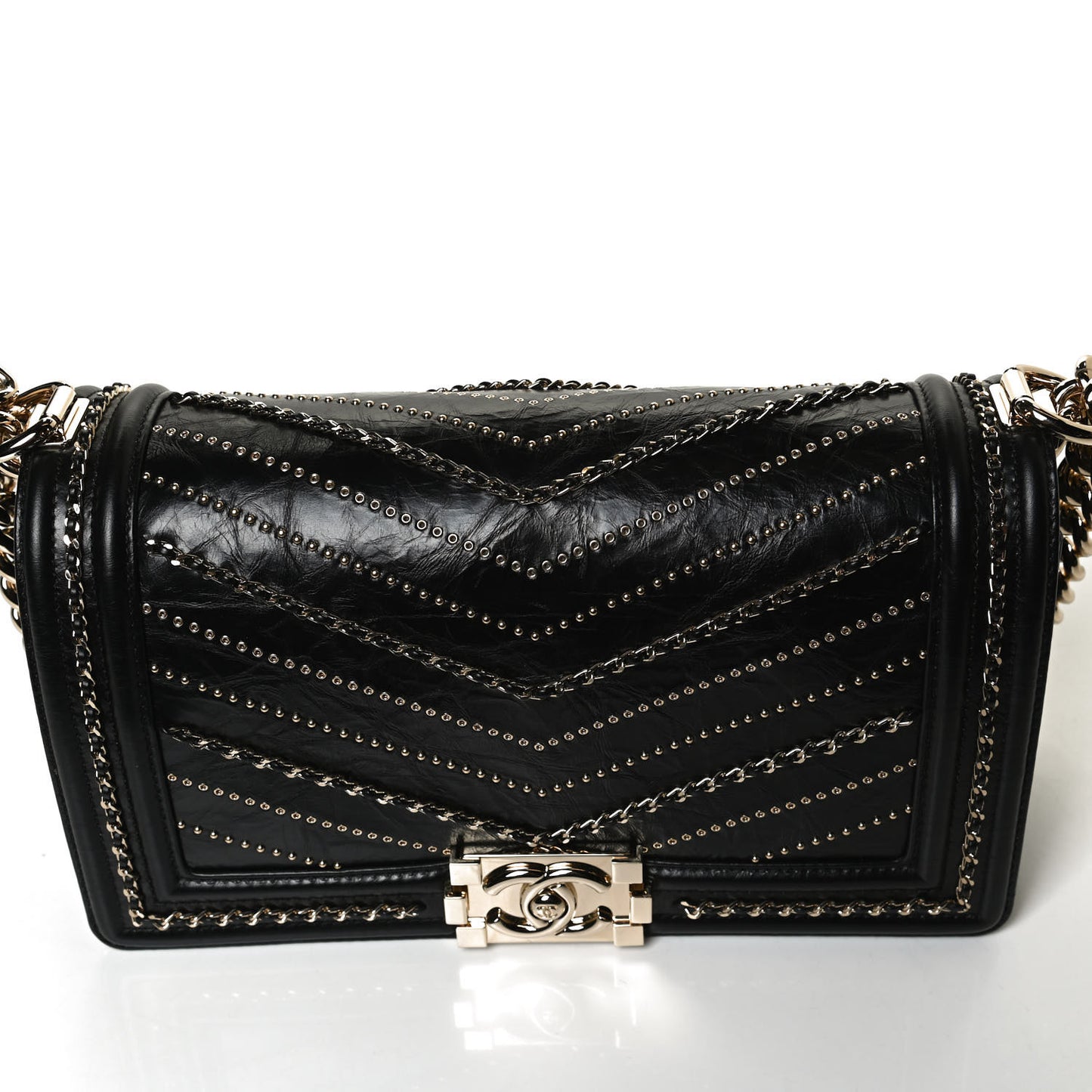 Crumpled Calfskin Chevron Chain Medium Boy Flap Black