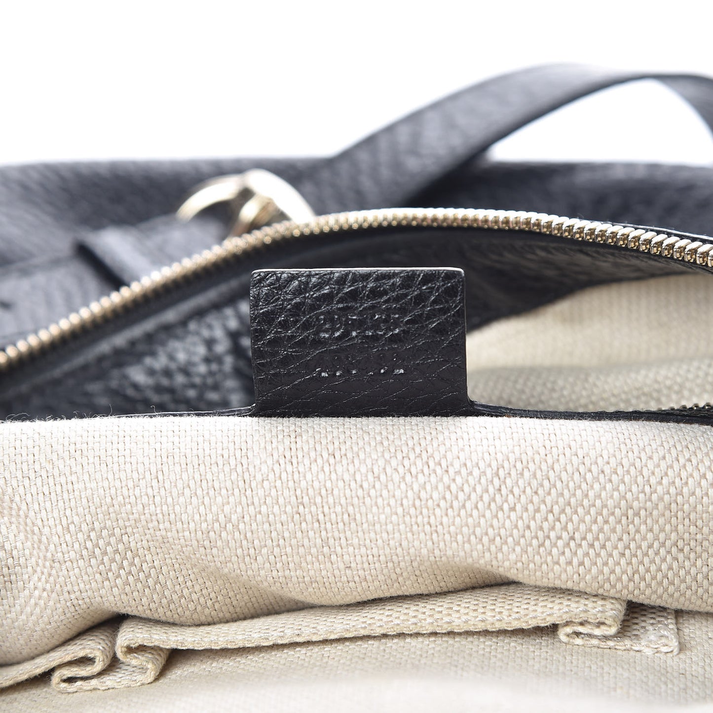 Pebbled Calfskin Medium Soho Hobo Black