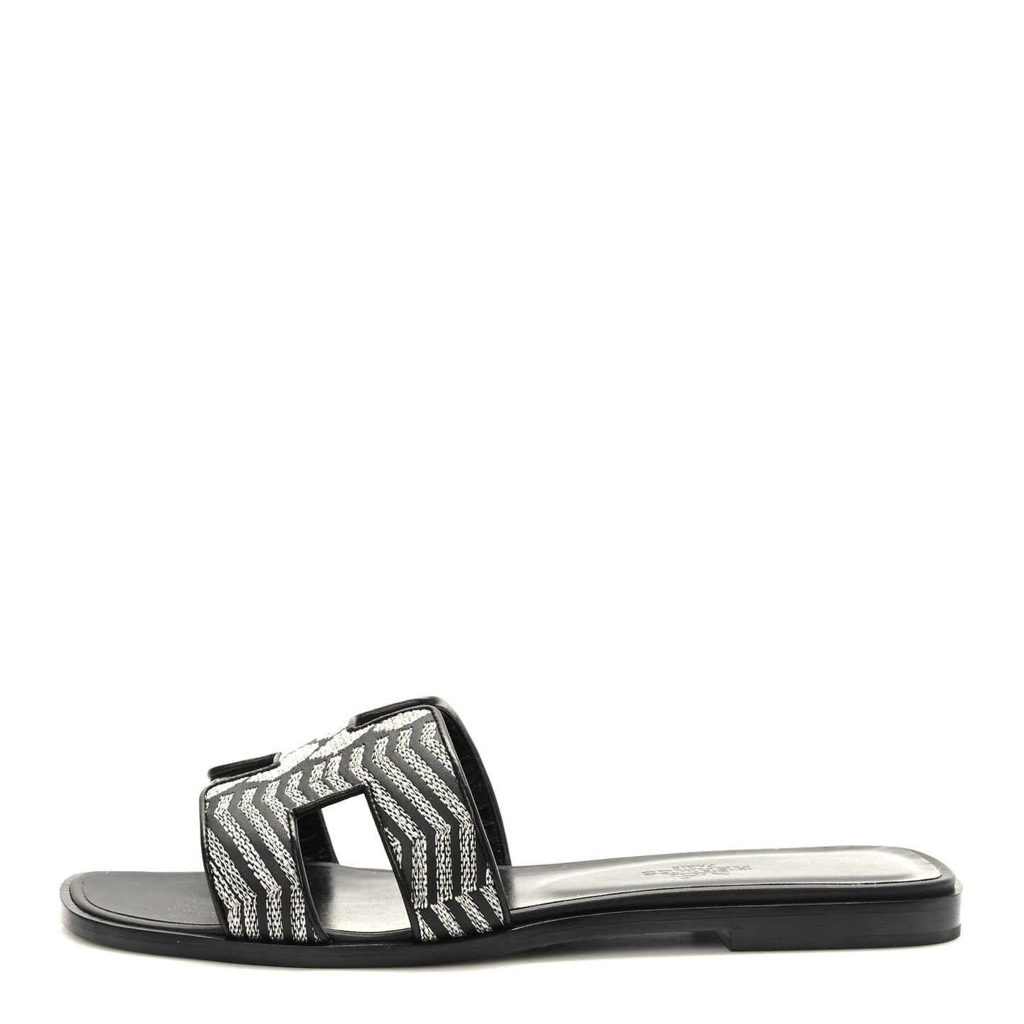Calfskin Embroidered Oran Sandals 37.5 Black Gris Argente
