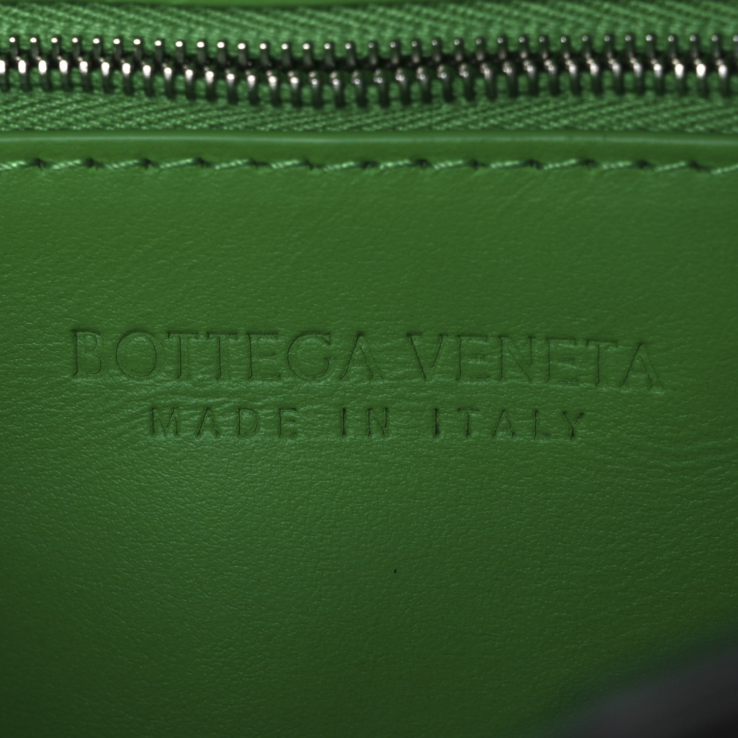 Bottega Veneta Nappa Maxi Intreccio Cassette Bag Black Avocado 6 of 11