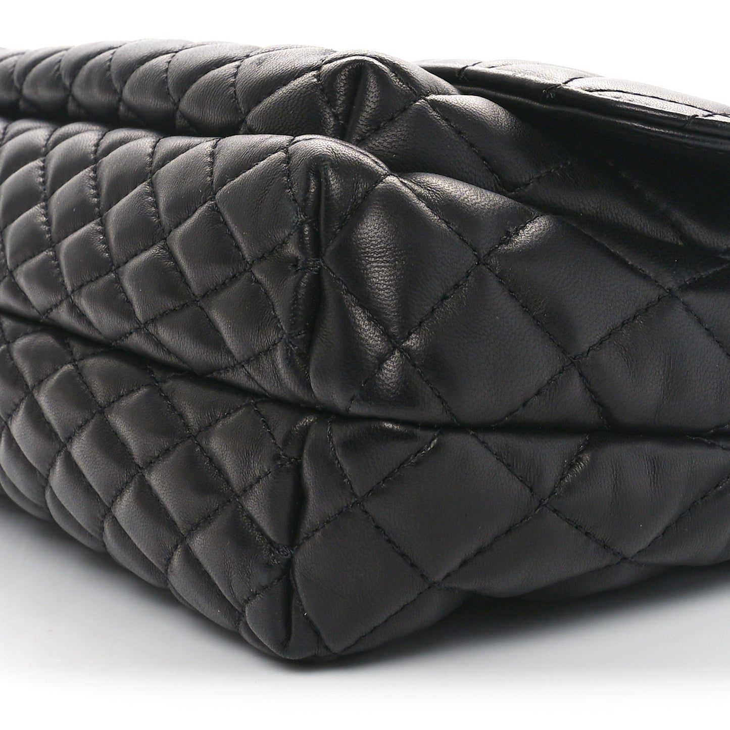 Calfskin Matelasse Medium Happy Shoulder Bag Black