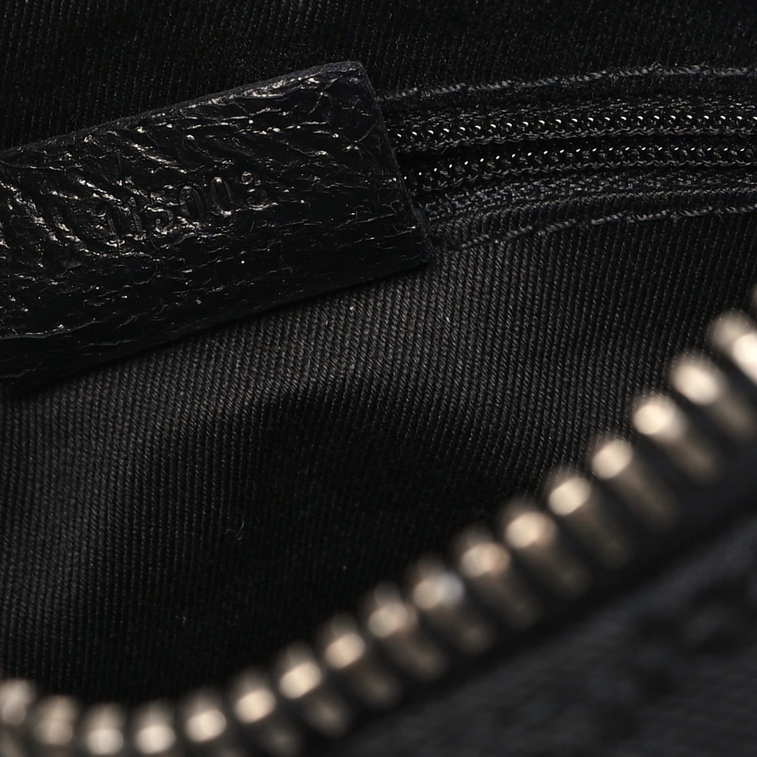 Gucci Monogram GG Signature Shoulder Bag Black 8 of 11