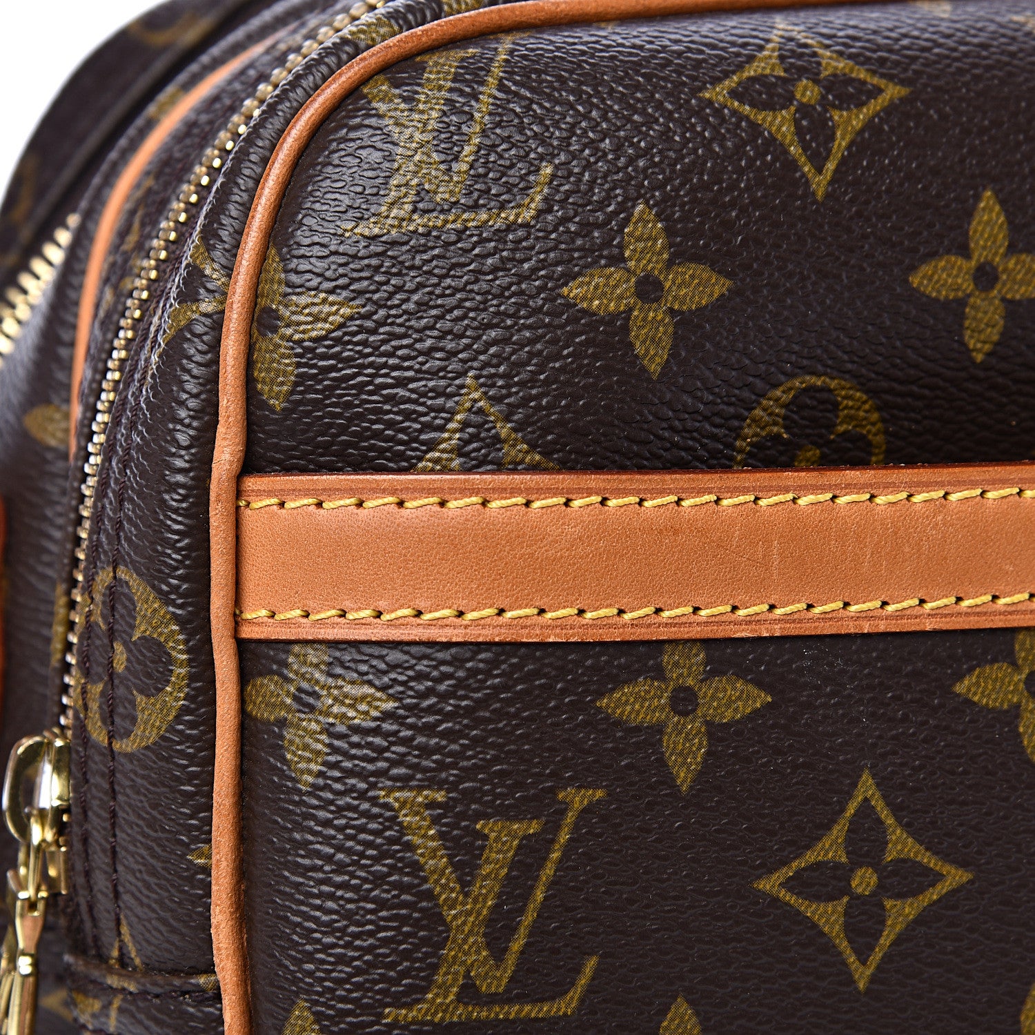 Louis Vuitton Monogram Reporter PM 9 of 14