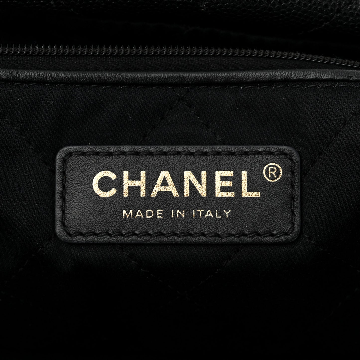 Shiny Caviar Quilted Small Chanel 22 Black