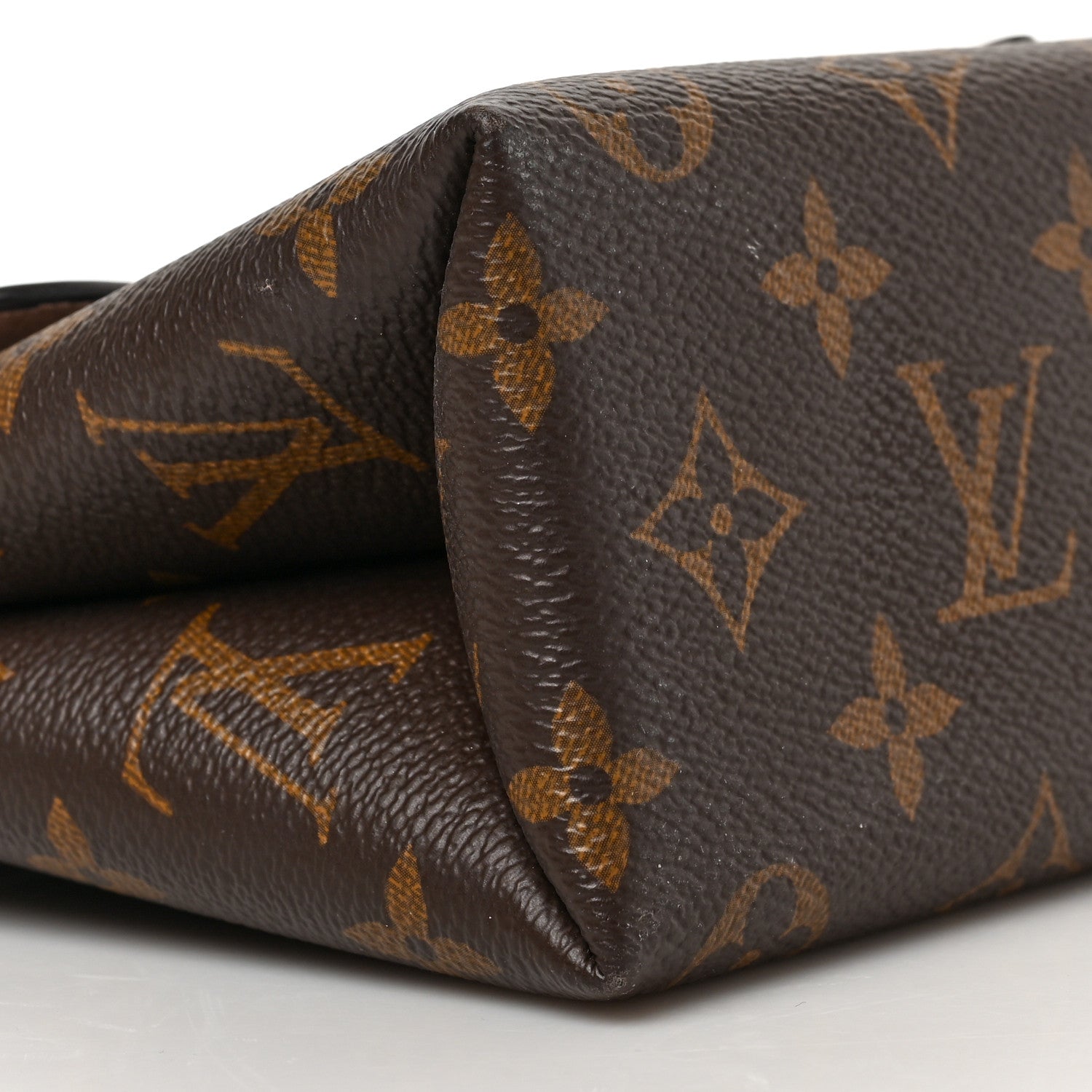 Louis Vuitton Monogram Locky BB Rose Poudre 10 of 13