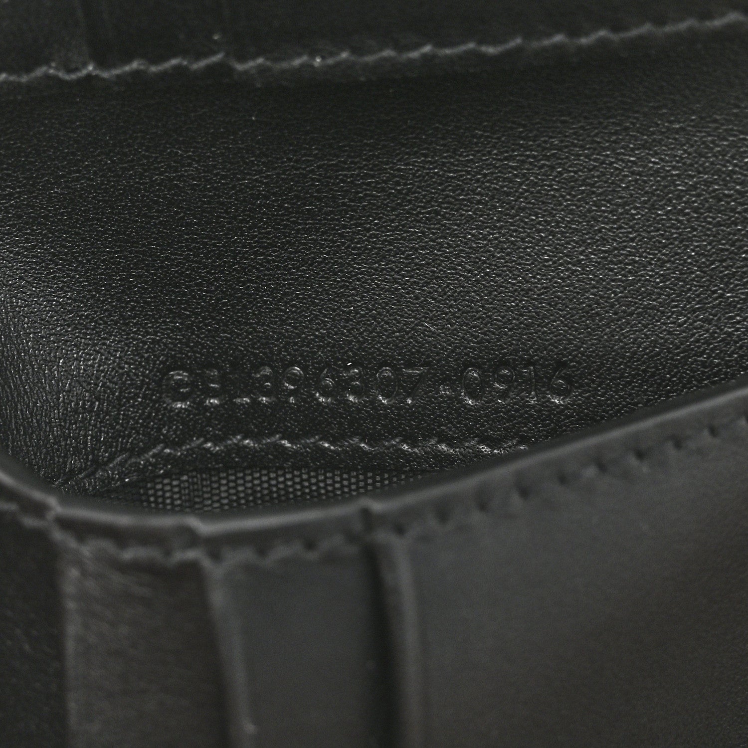 Saint Laurent Calfskin Crocodile Embossed Paris East West Wallet Black 7 of 8