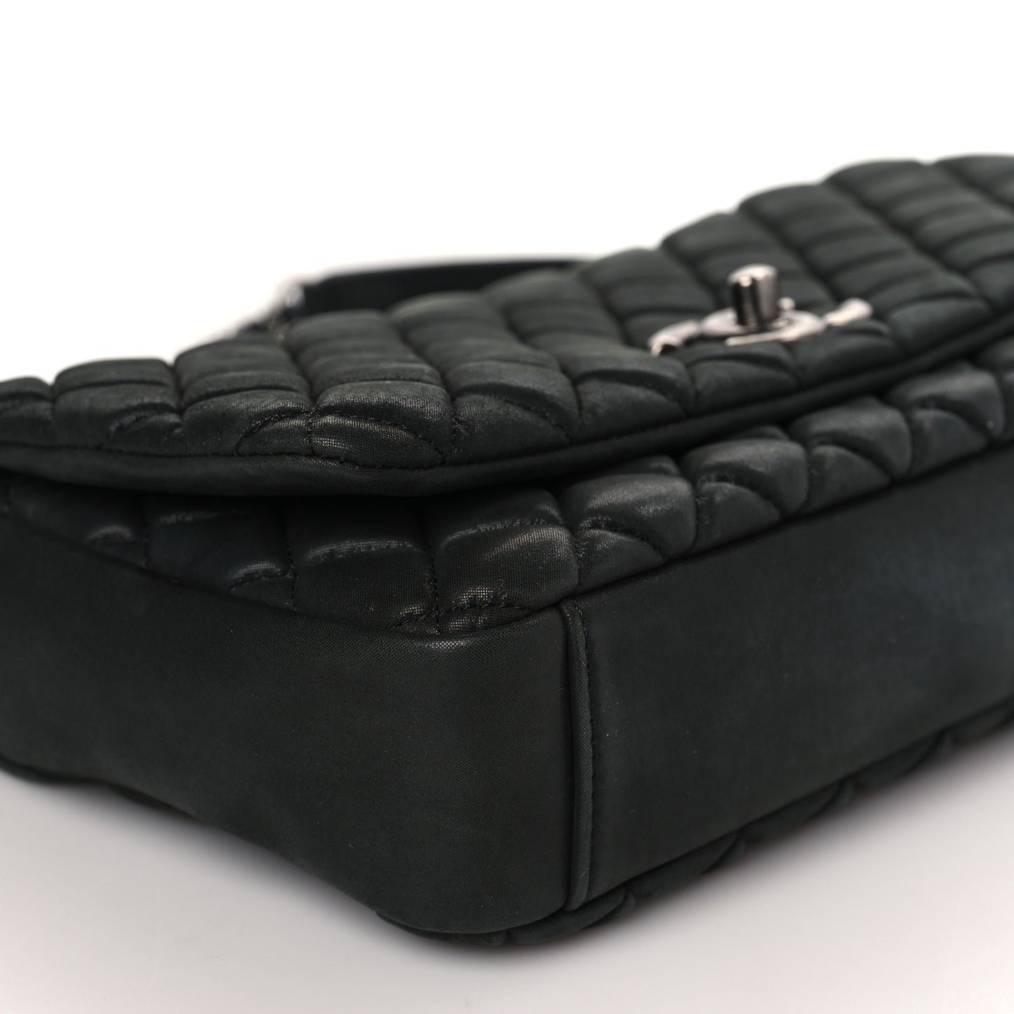 Iridescent Calfskin Small New Bubble Quilt Flap Black