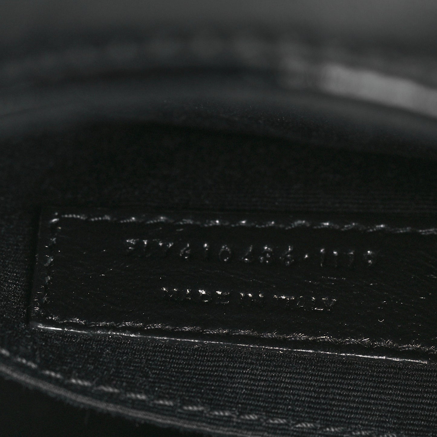 Calfskin Matelasse Chevron Round Vinyle Camera Bag Black