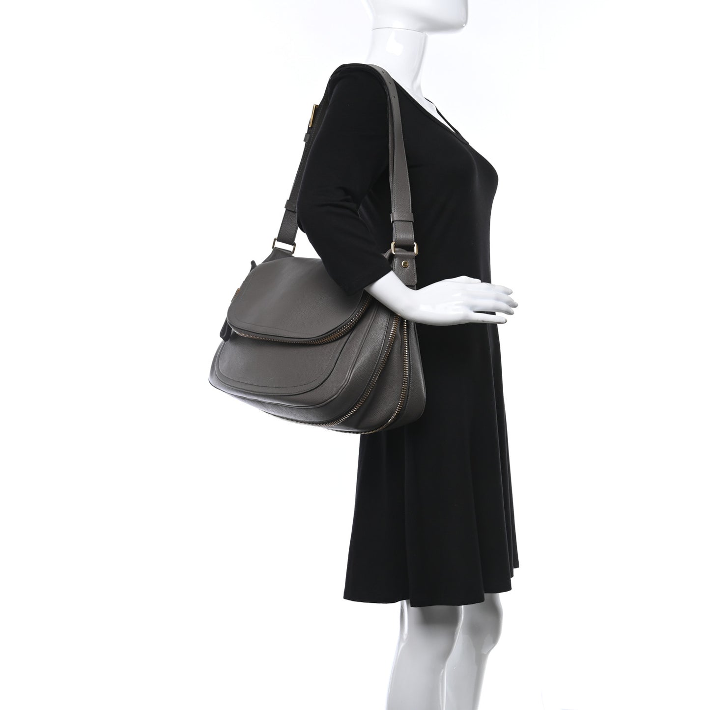 Pebbled Calfskin Large Jennifer Graphite
