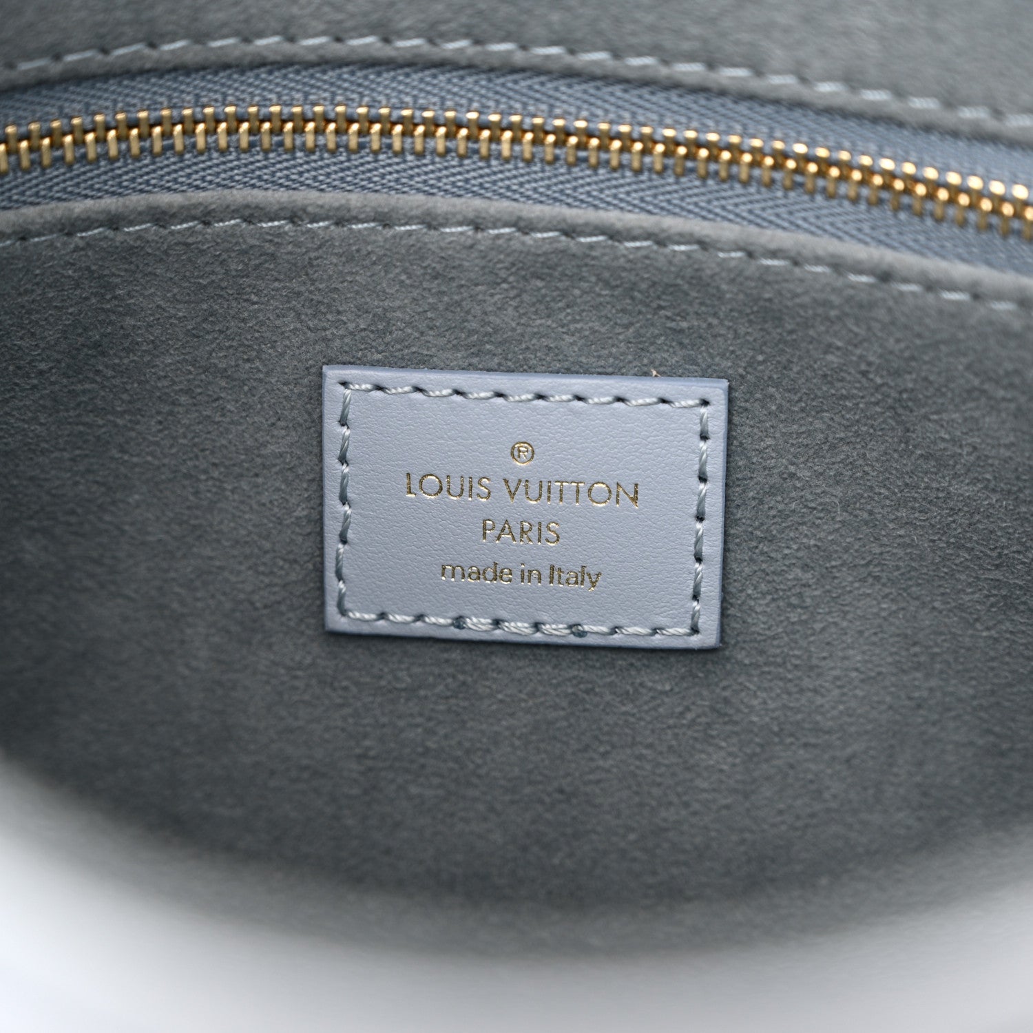 Louis Vuitton Empreinte Monogram Giant Onthego PM Blue Hour 6 of 10