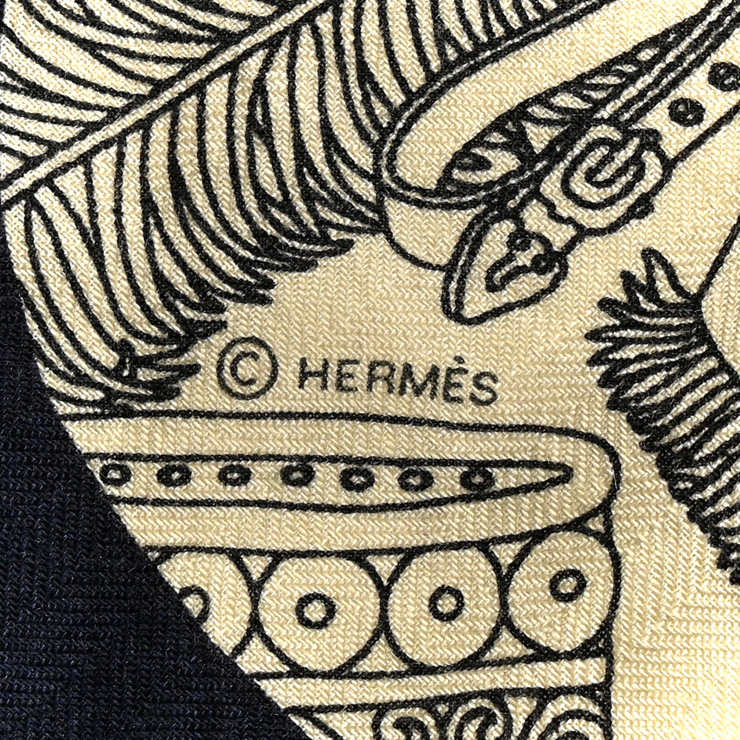 Cashmere Silk Bal de Soie Triangle Scarf Marine Naturel Roux
