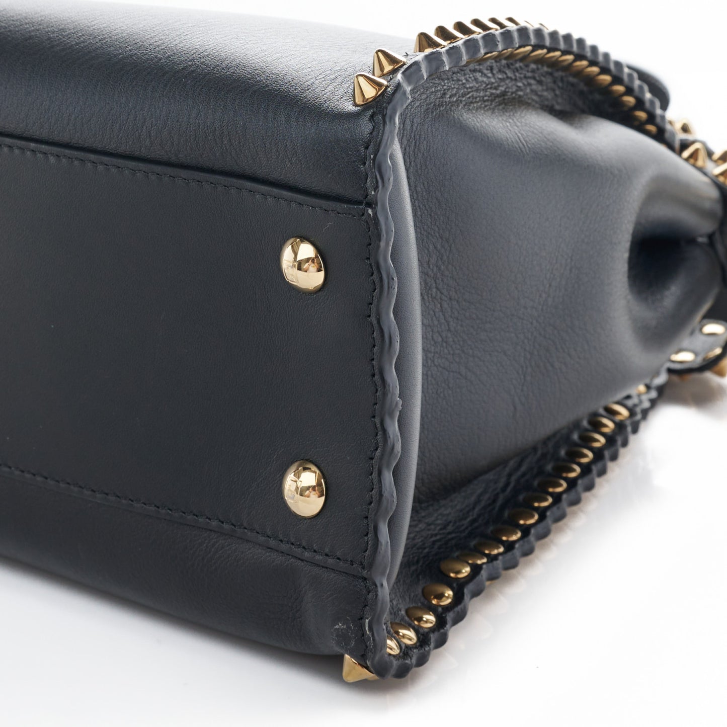 Vitello Seta Shiny Nappa Scalloped Studded Medium Peekaboo Iconic Satchel Black