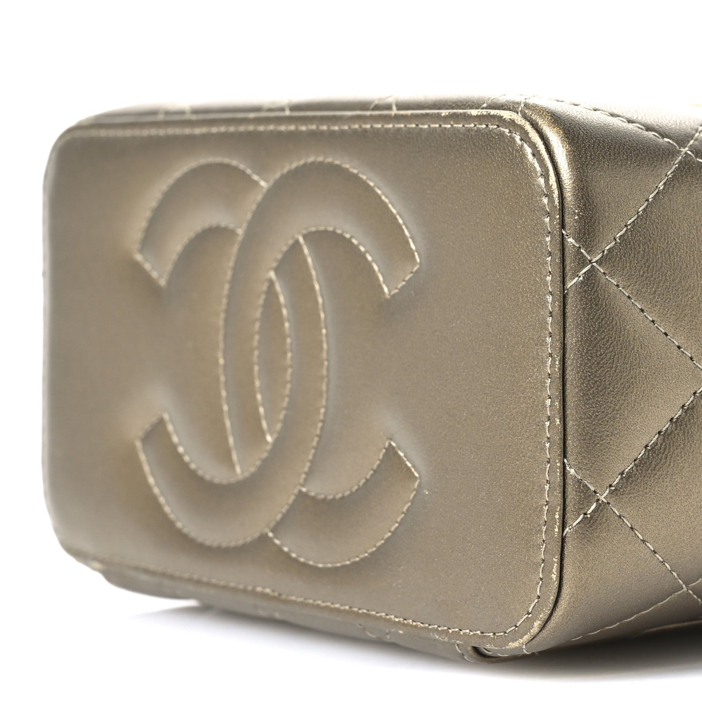Metallic Lambskin Quilted Small CC Dynasty Vanity Case With Chain Gold