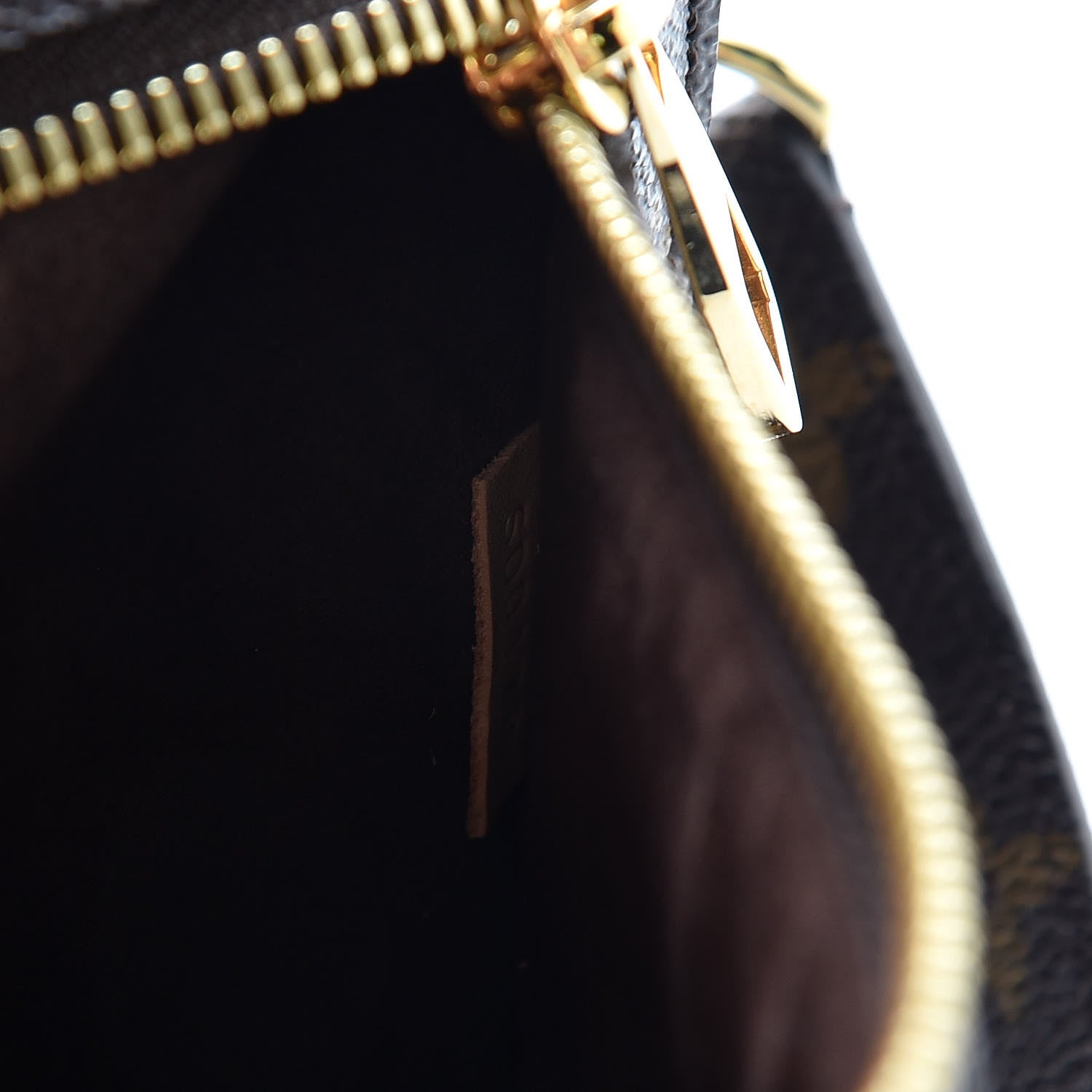 Louis Vuitton Monogram Pochette Metis 9 of 11