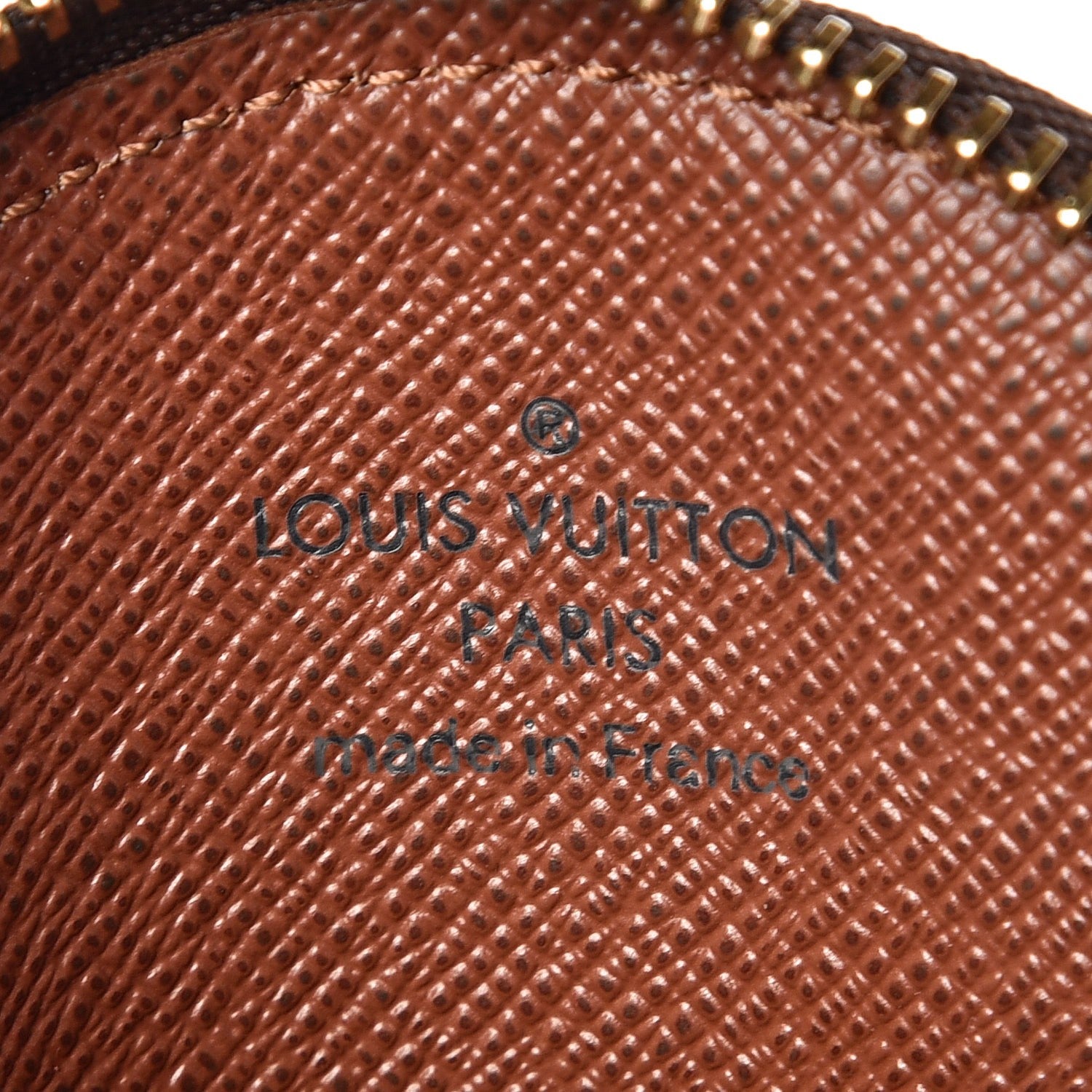 Louis Vuitton Monogram Round Coin Purse 6 of 7