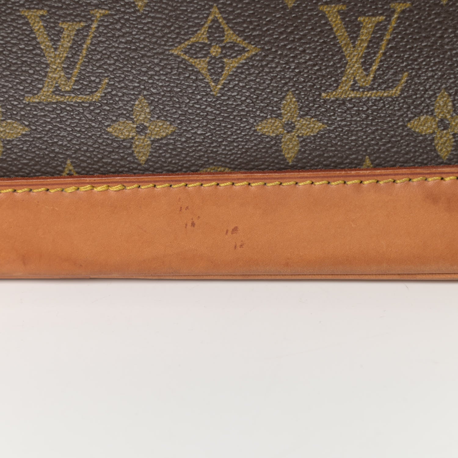Louis Vuitton Monogram Alma PM 14 of 14