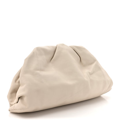 Bottega Veneta Smooth Butter Calf The Pouch Oversized Clutch Plaster 3 of 11