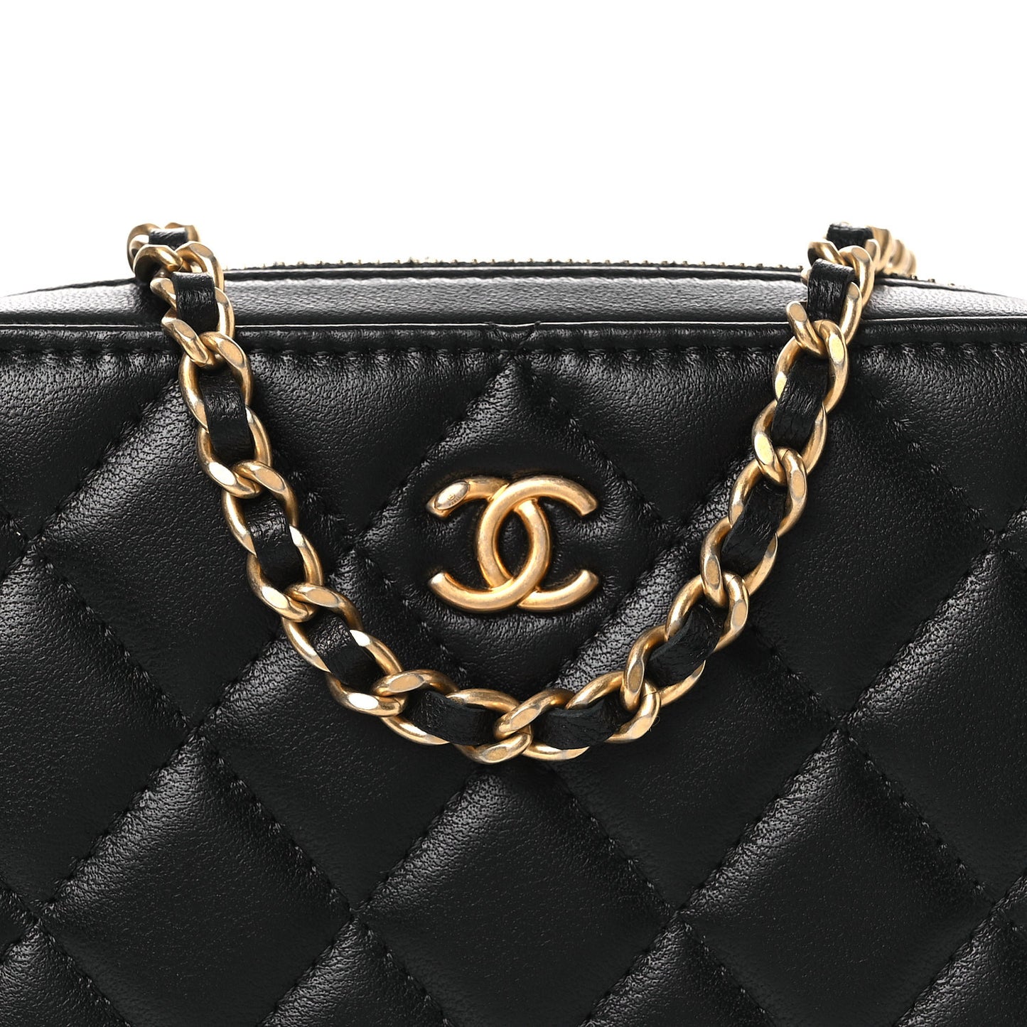 Lambskin Quilted CC Pearl Crush Camera Case Black