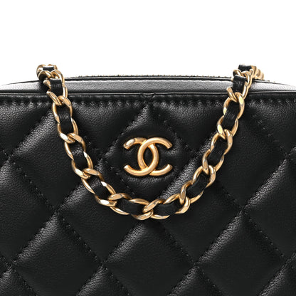 Chanel Lambskin Quilted CC Pearl Crush Camera Case Black 7 of 11