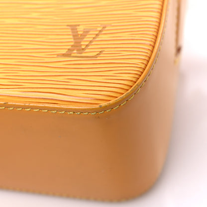 Louis Vuitton Epi Buci Tassil 11 of 16