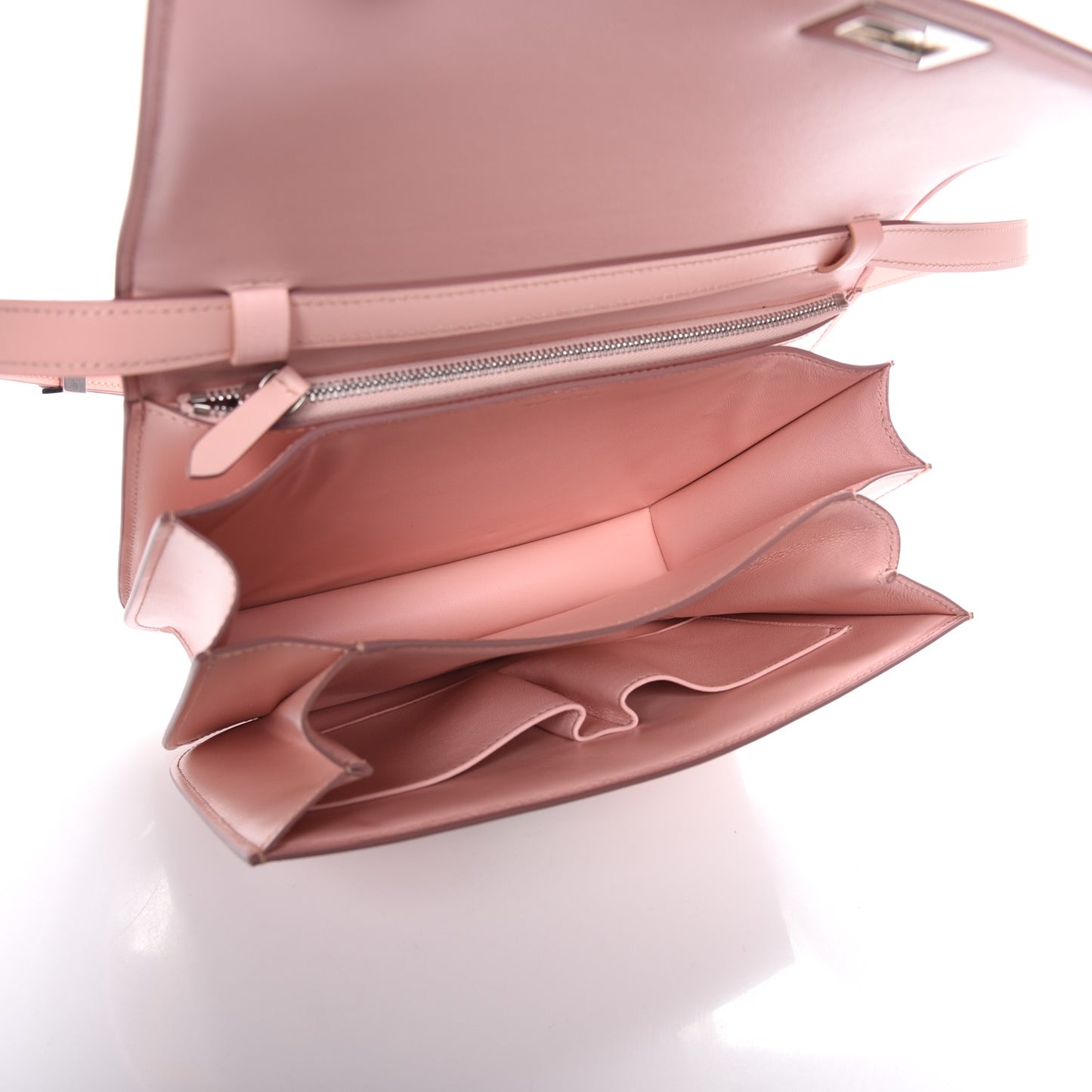 Box Calfskin Medium Classic Box Flap Bag Pink