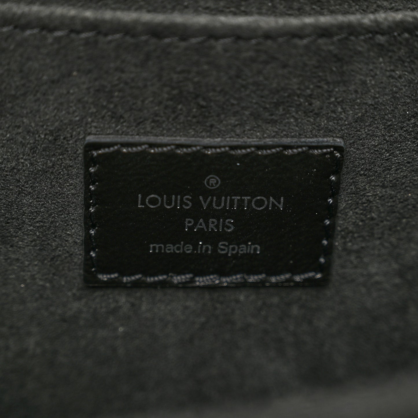 Reverse Monogram Giant Dauphine MM