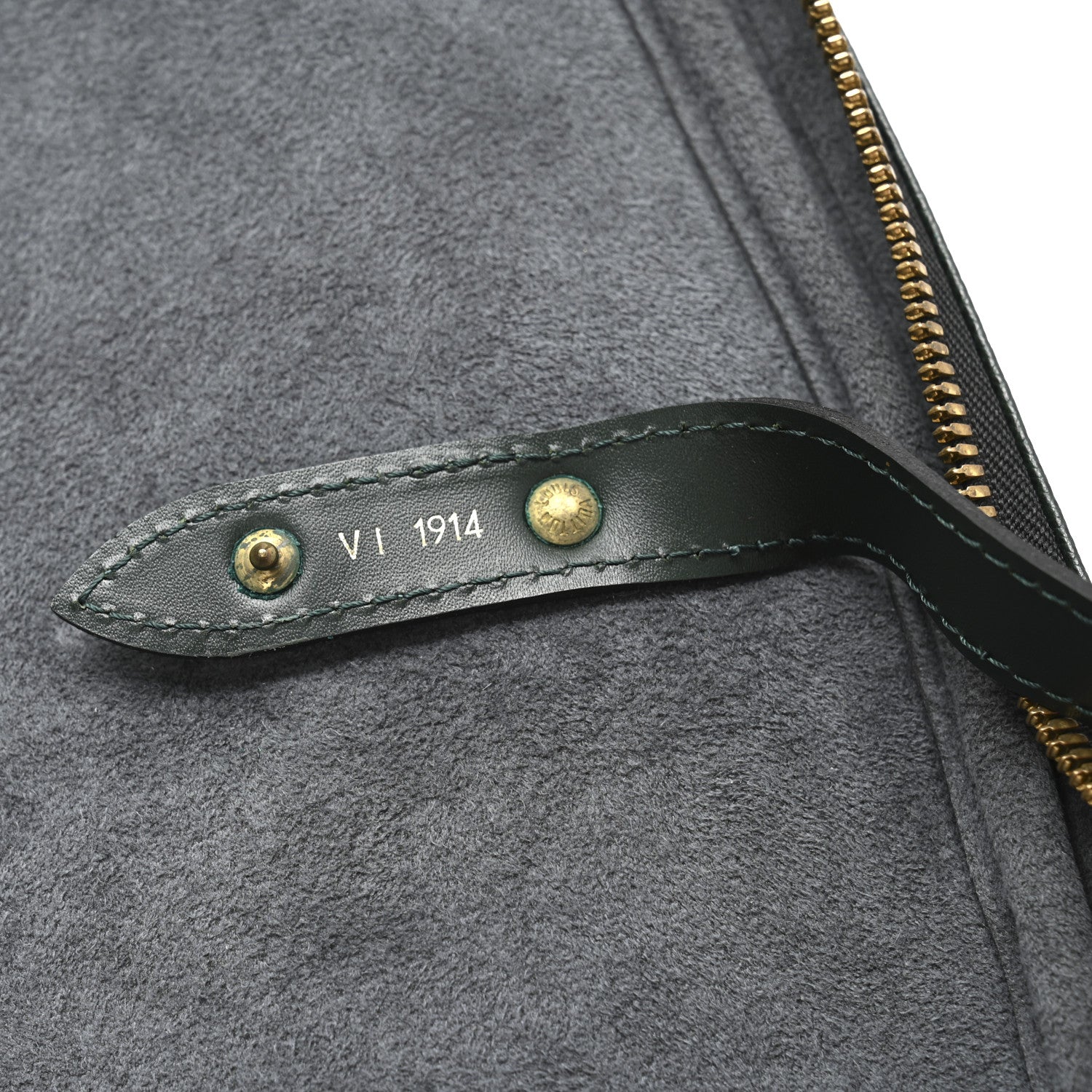 Louis Vuitton Taiga Helanga 1 Poche Epicea 7 of 13