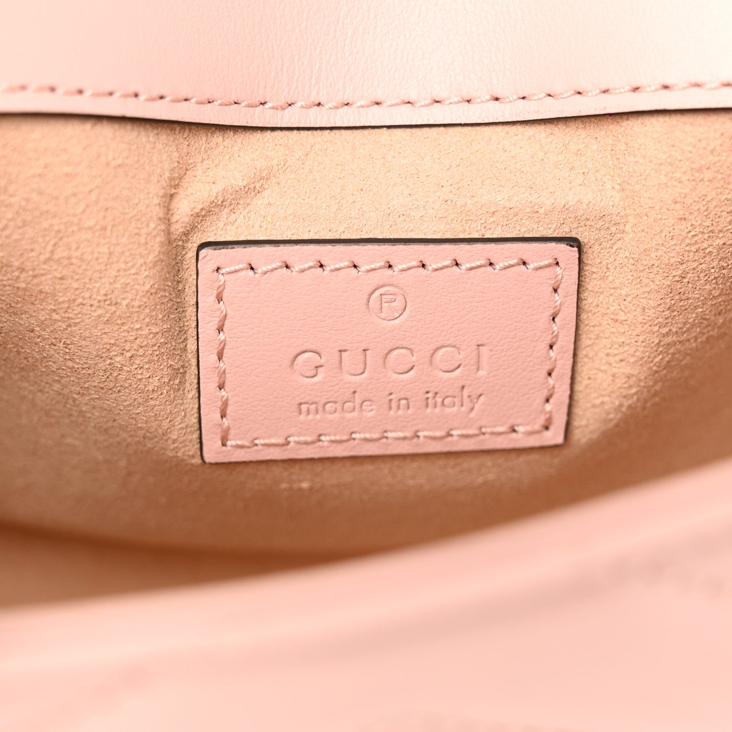 Calfskin Matelasse Monochrome GG Marmont Chain Belt Bag Perfect Pink