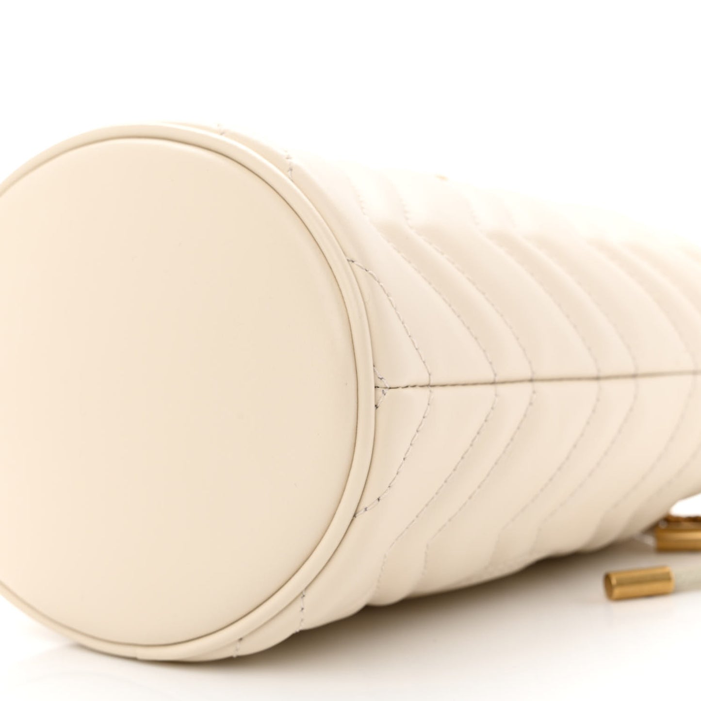 Calfskin Matelasse Mini GG Marmont 2.0 Bucket Bag White