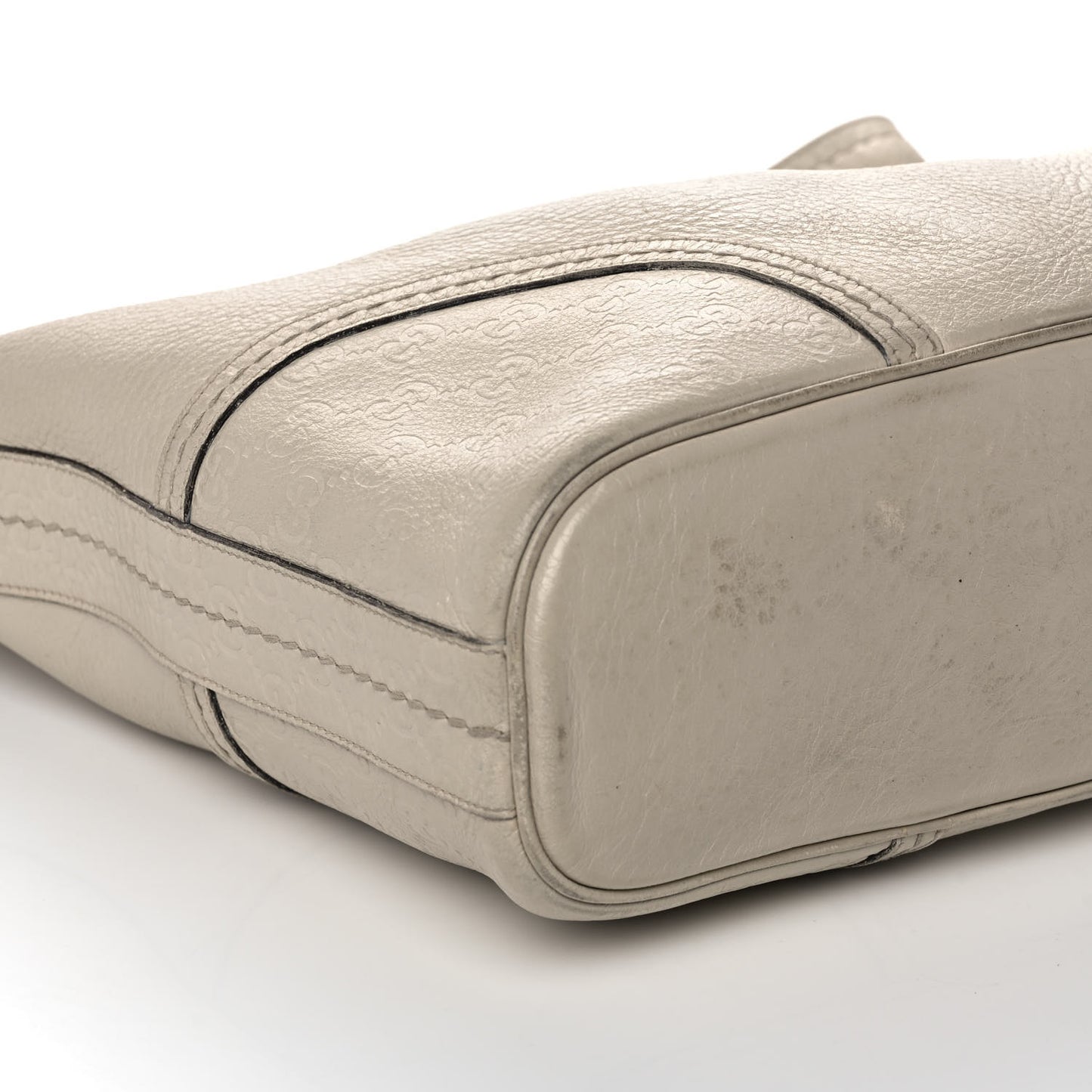 Calfskin Guccissima Trim Large Signoria Hobo Ivory