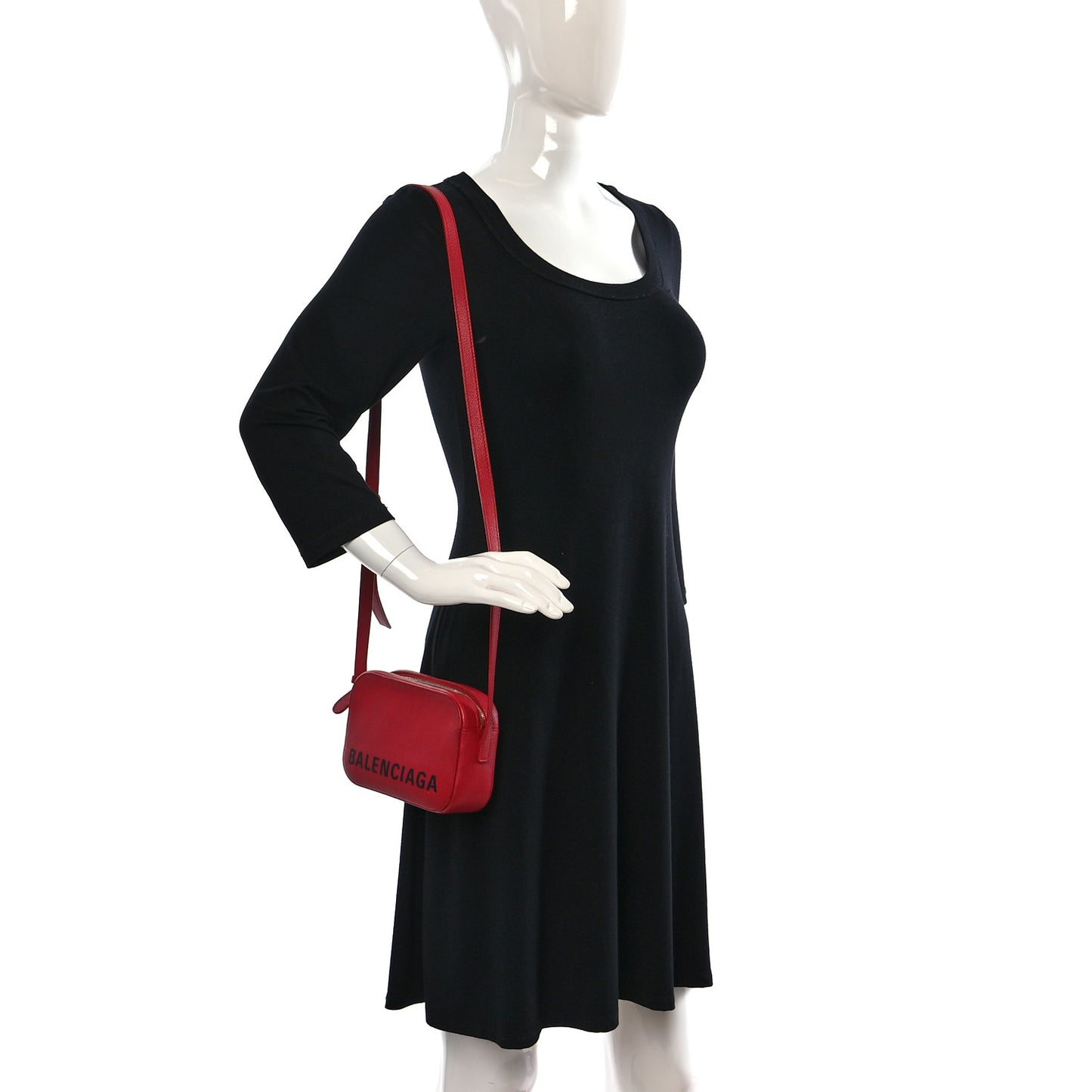 Grained Calfskin XS Ville Camera Bag Rouge